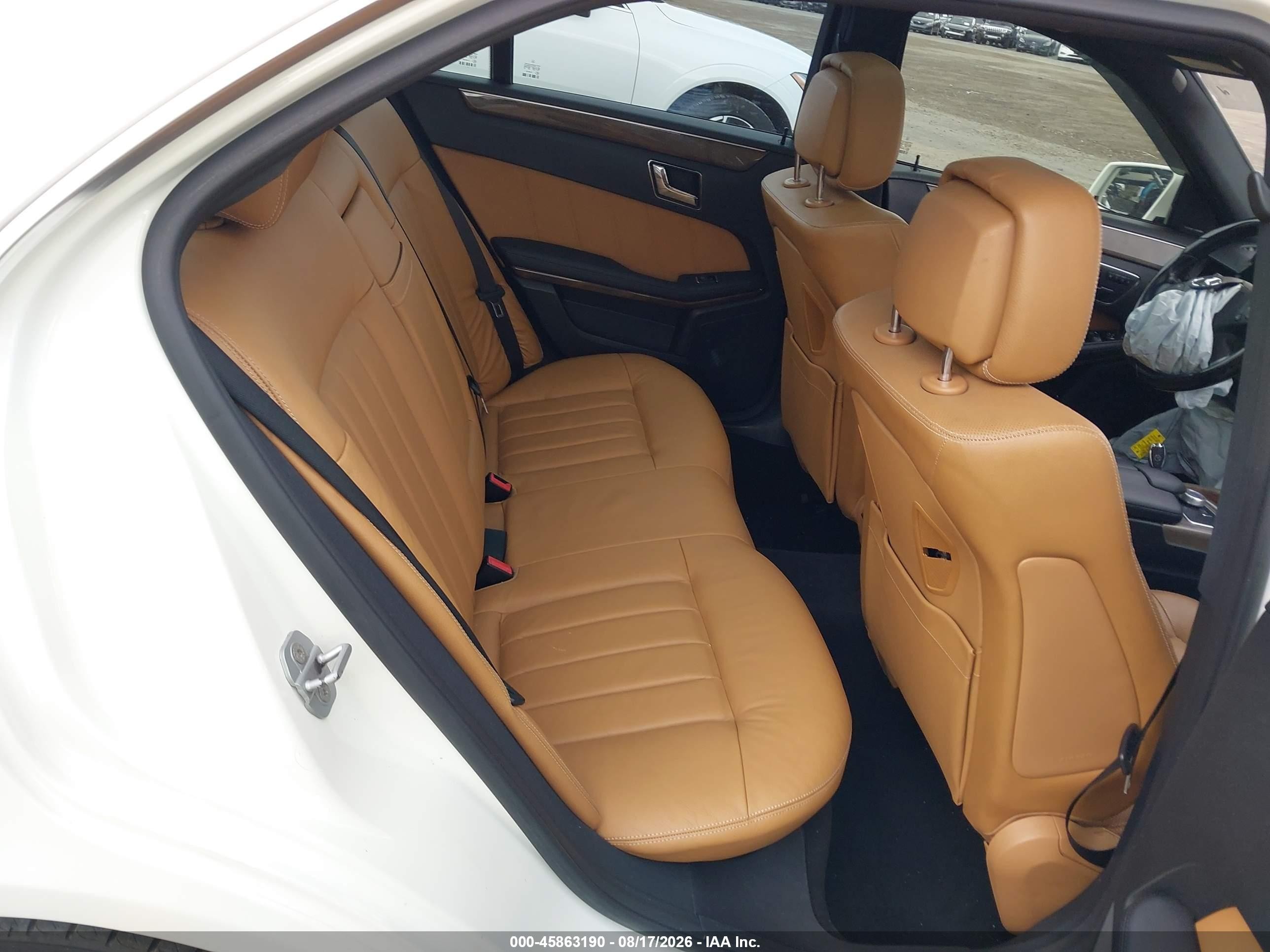 2010 Mercedes-benz E 350 4matic White vin: WDDHF8HBXAA137938