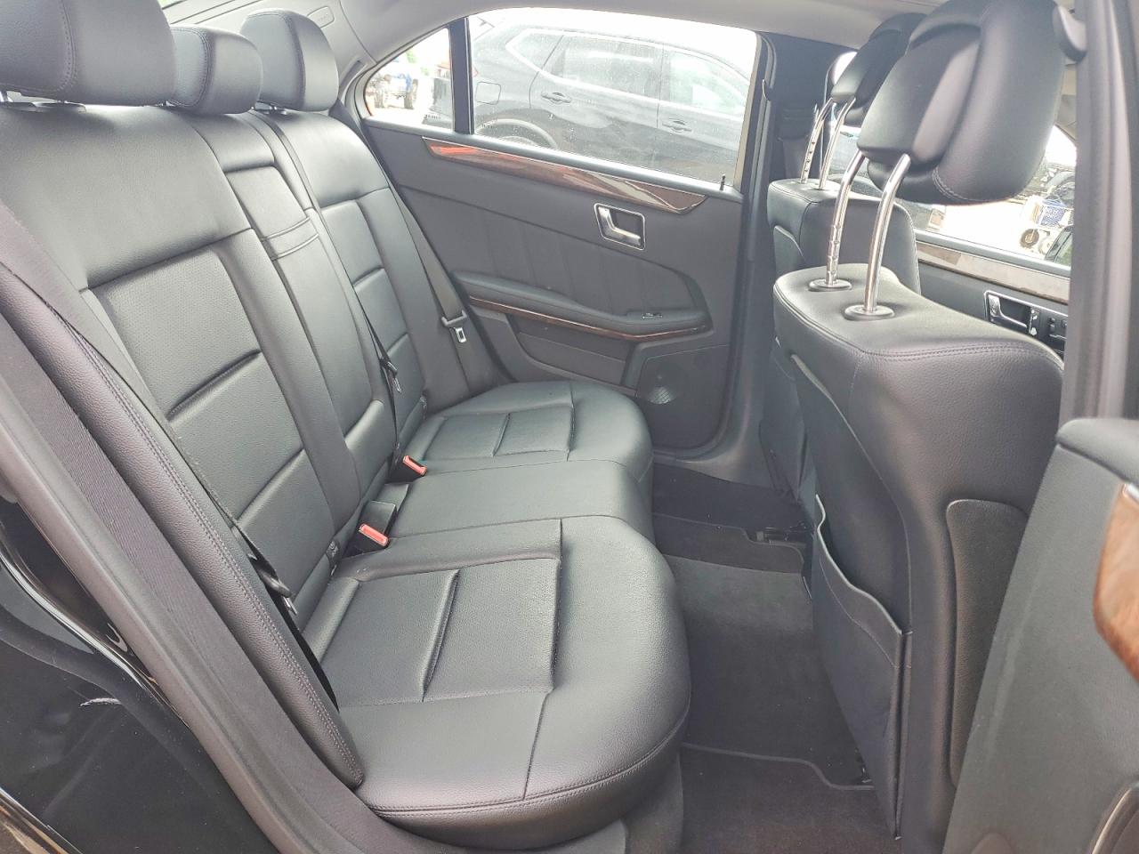 2010 Mercedes-benz E 350 4matic Черный vin: WDDHF8HBXAA225372