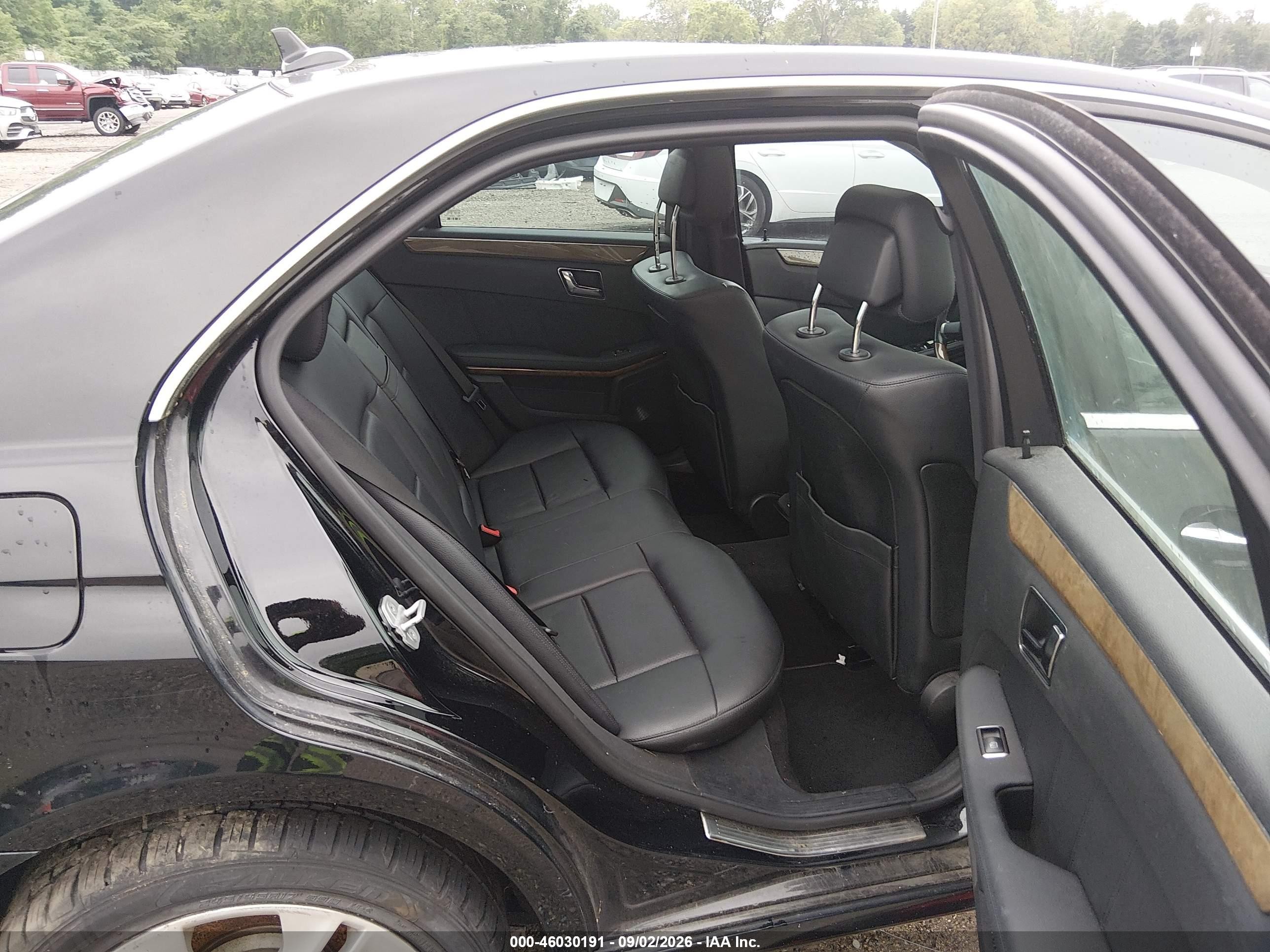2011 Mercedes-benz E 350 4matic Черный vin: WDDHF8HBXBA303618