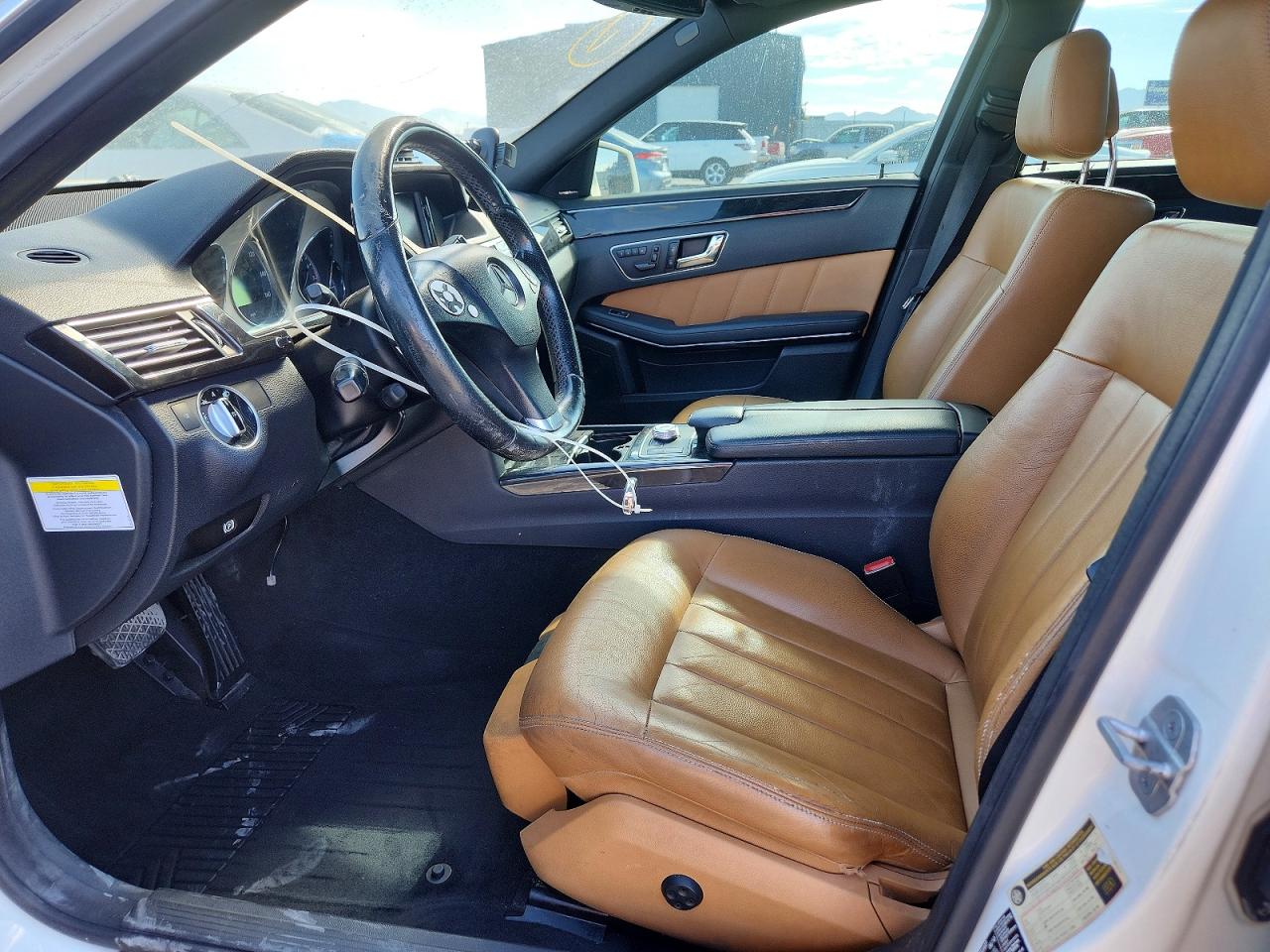 2011 Mercedes-benz E 350 4matic White vin: WDDHF8HBXBA312397