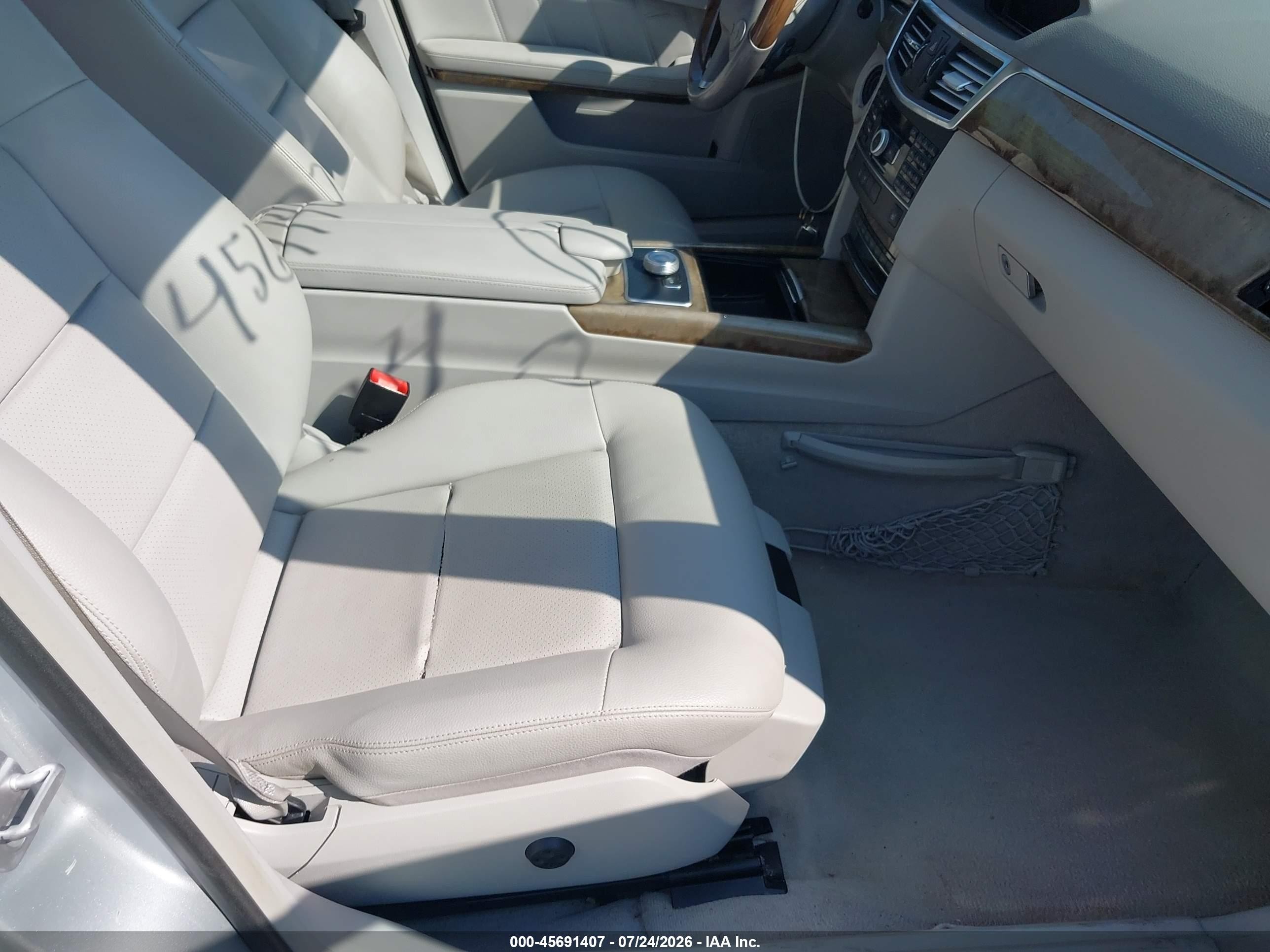 2011 Mercedes-benz E 350 4matic Silver vin: WDDHF8HBXBA351880