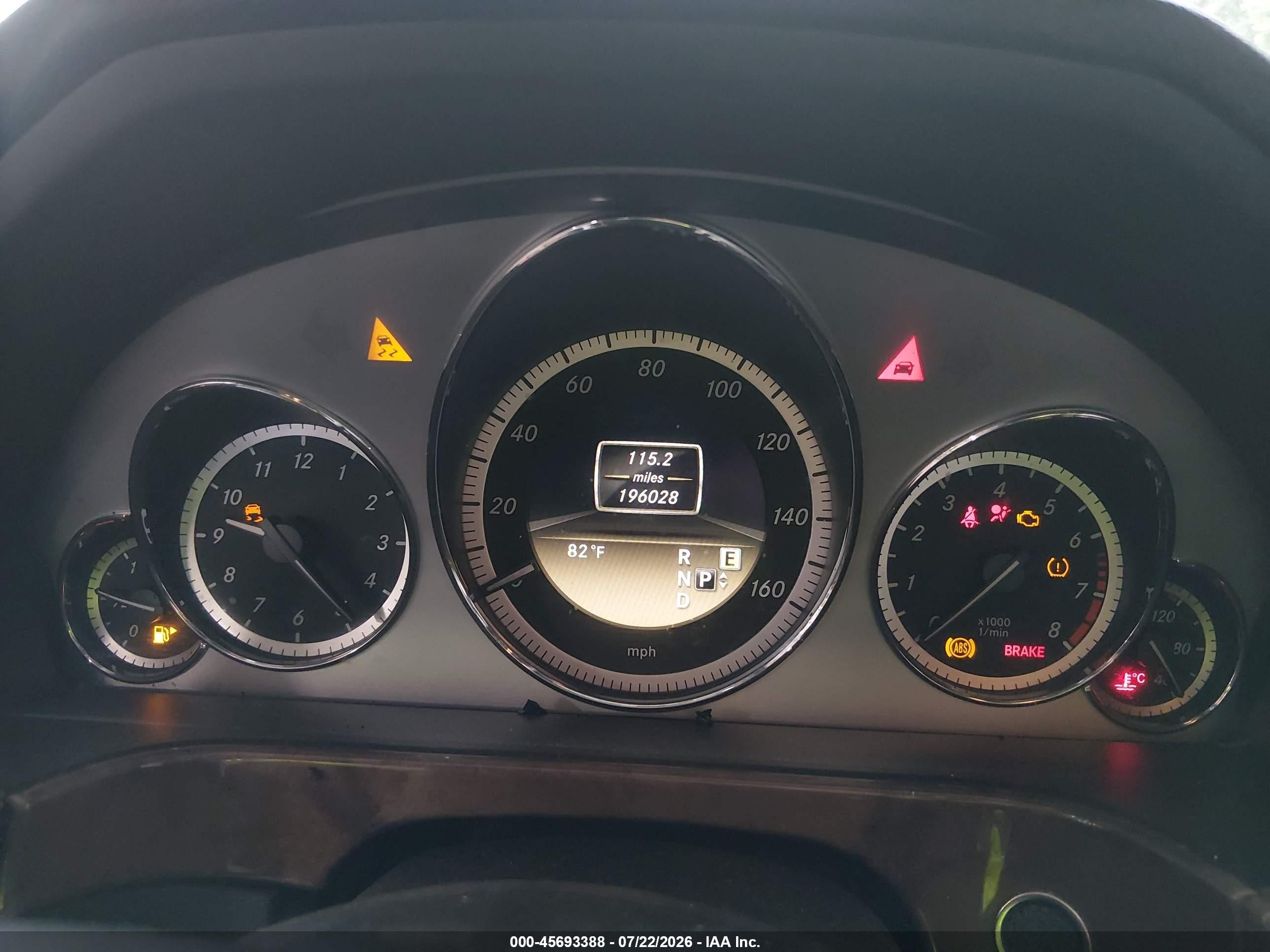 2011 Mercedes-benz E 350 4matic Золотой vin: WDDHF8HBXBA483554