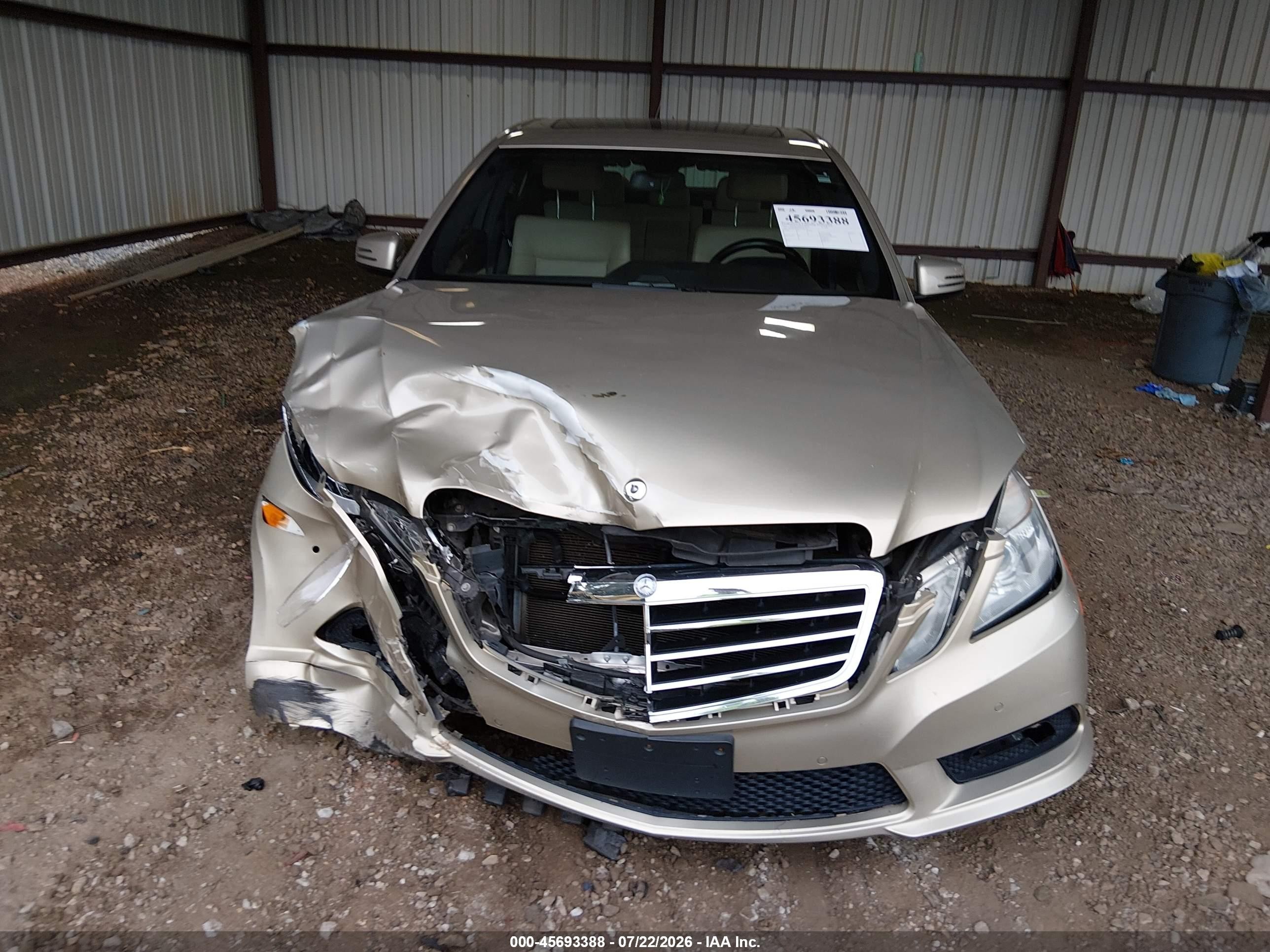 2011 Mercedes-benz E 350 4matic Золотой vin: WDDHF8HBXBA483554
