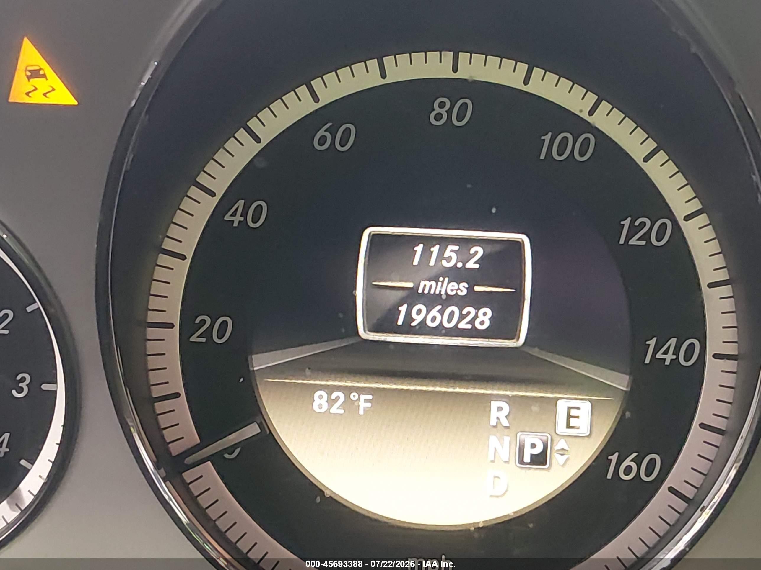 2011 Mercedes-benz E 350 4matic Золотой vin: WDDHF8HBXBA483554