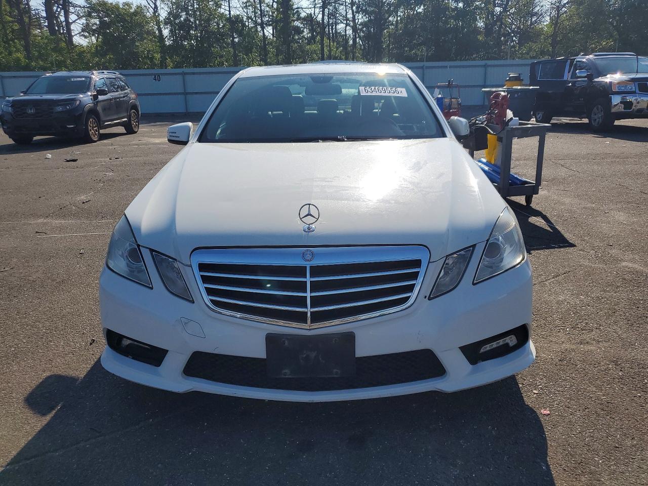 2011 Mercedes-benz E 350 4matic Белый vin: WDDHF8HBXBA503446