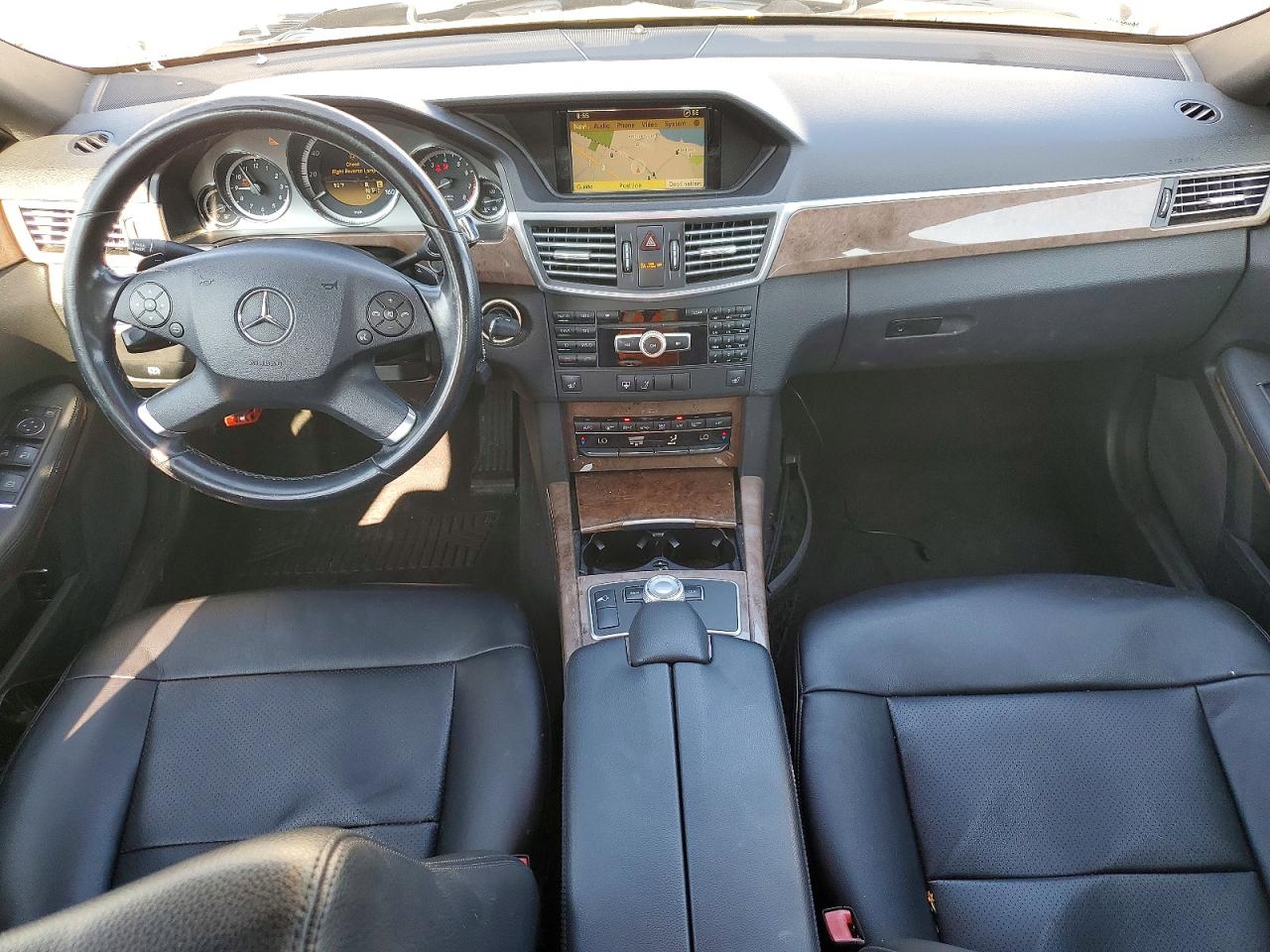 2011 Mercedes-benz E 350 4matic Белый vin: WDDHF8HBXBA503446