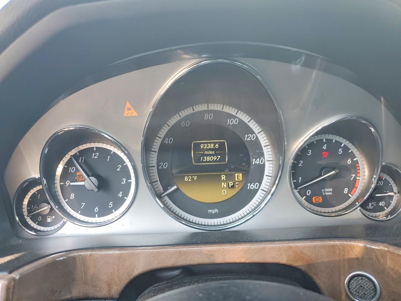 2011 Mercedes-benz E 350 4matic Белый vin: WDDHF8HBXBA503446