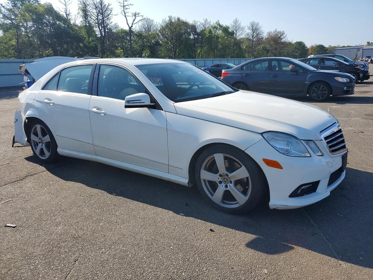 2011 Mercedes-benz E 350 4matic Белый vin: WDDHF8HBXBA503446