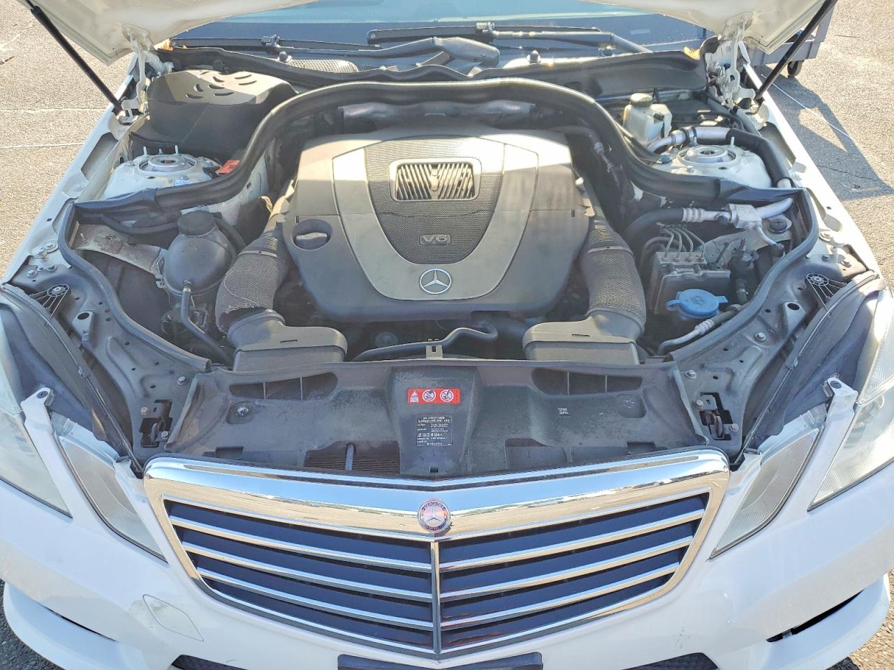 2011 Mercedes-benz E 350 4matic Белый vin: WDDHF8HBXBA503446