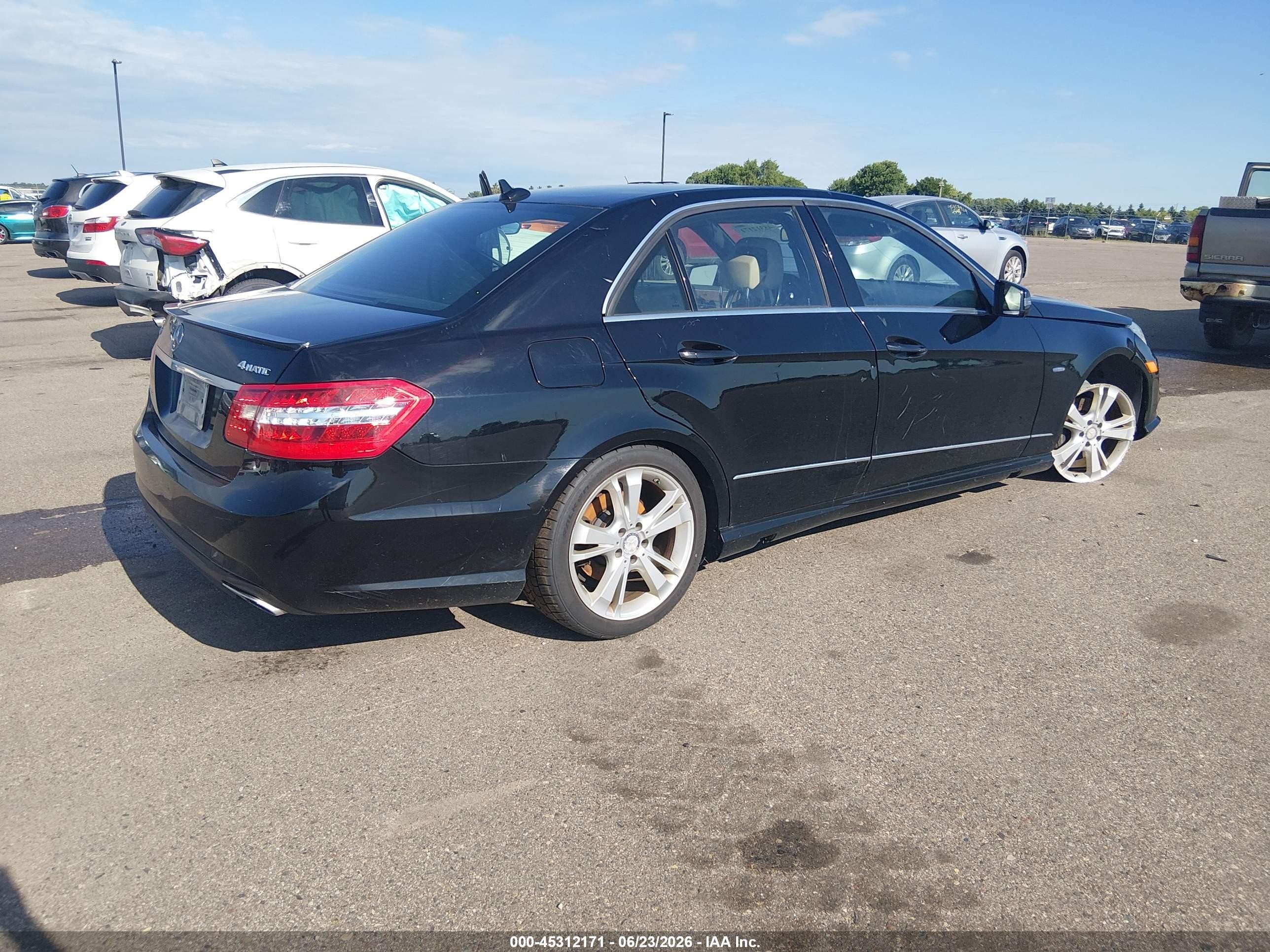 2012 Mercedes-benz E 350 4matic Черный vin: WDDHF8JB0CA579639