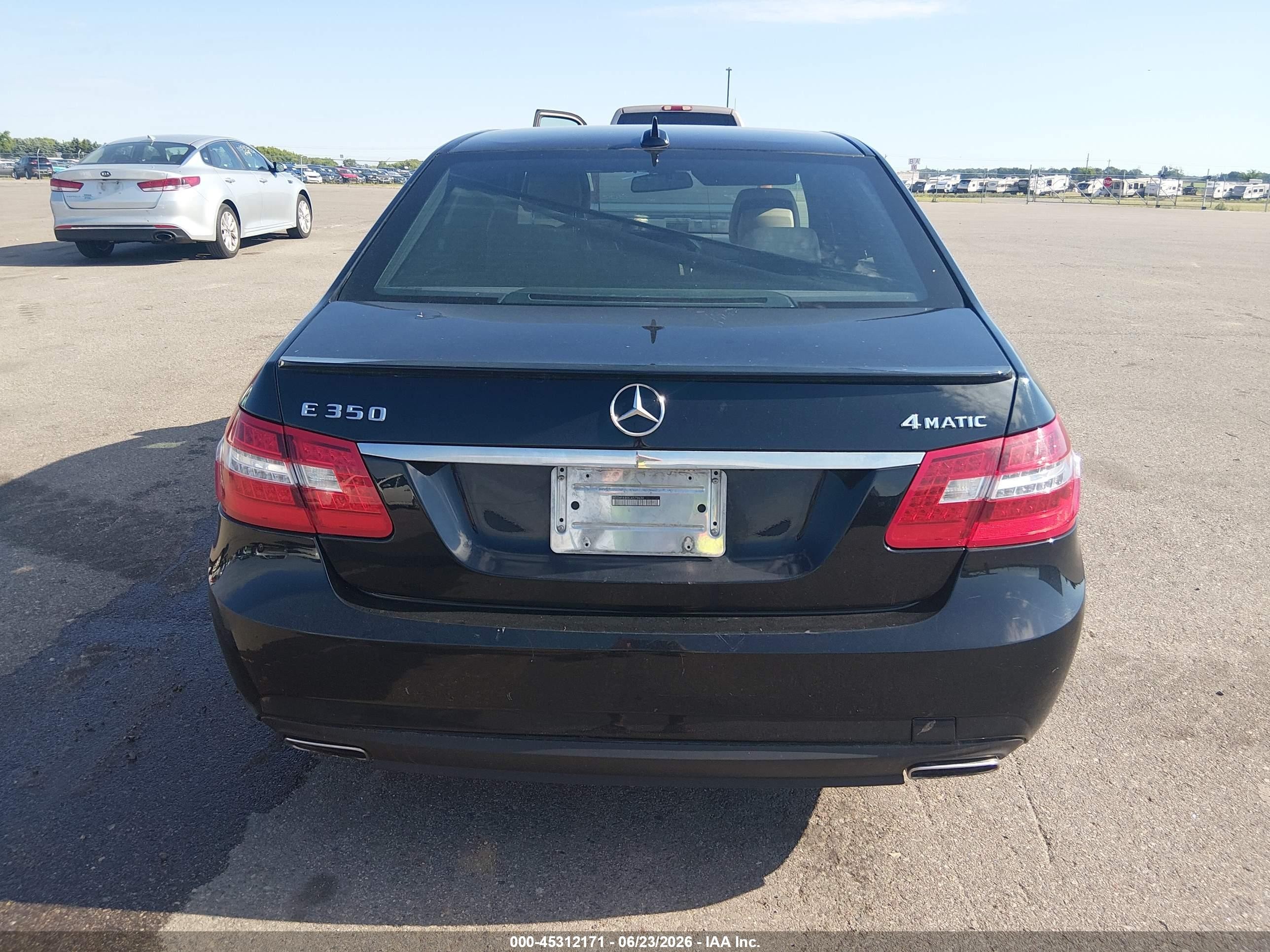 2012 Mercedes-benz E 350 4matic Черный vin: WDDHF8JB0CA579639