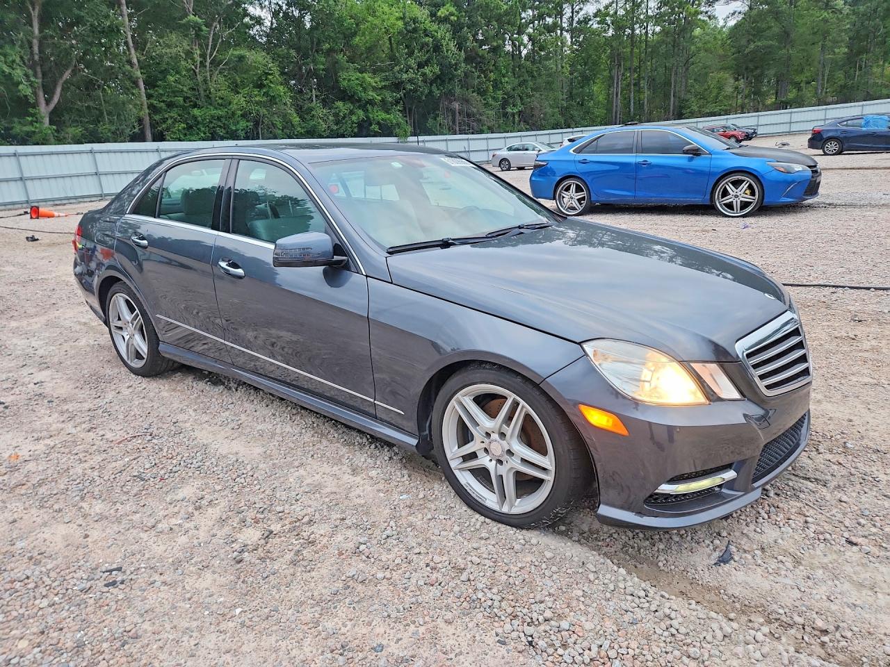 2013 Mercedes-benz E 350 4matic Gray vin: WDDHF8JB0DA737009