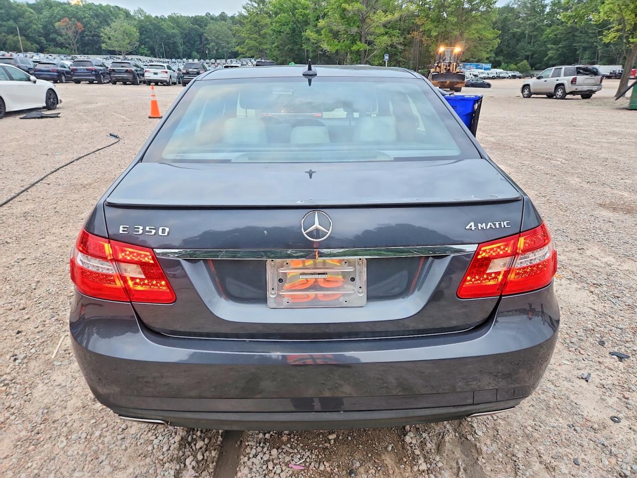 2013 Mercedes-benz E 350 4matic Gray vin: WDDHF8JB0DA737009