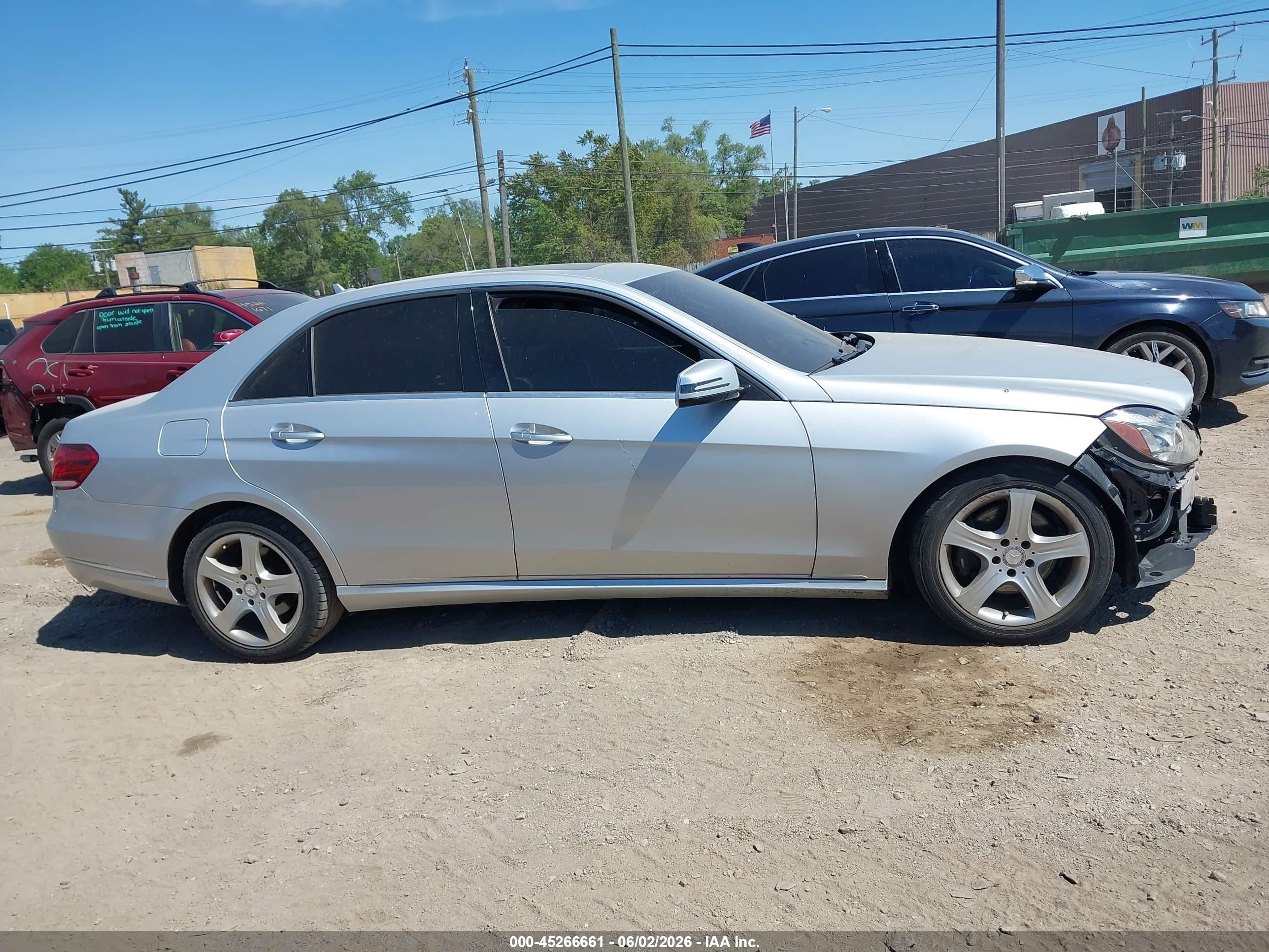 2014 Mercedes-benz E 350 4matic Серебряный vin: WDDHF8JB0EB015213