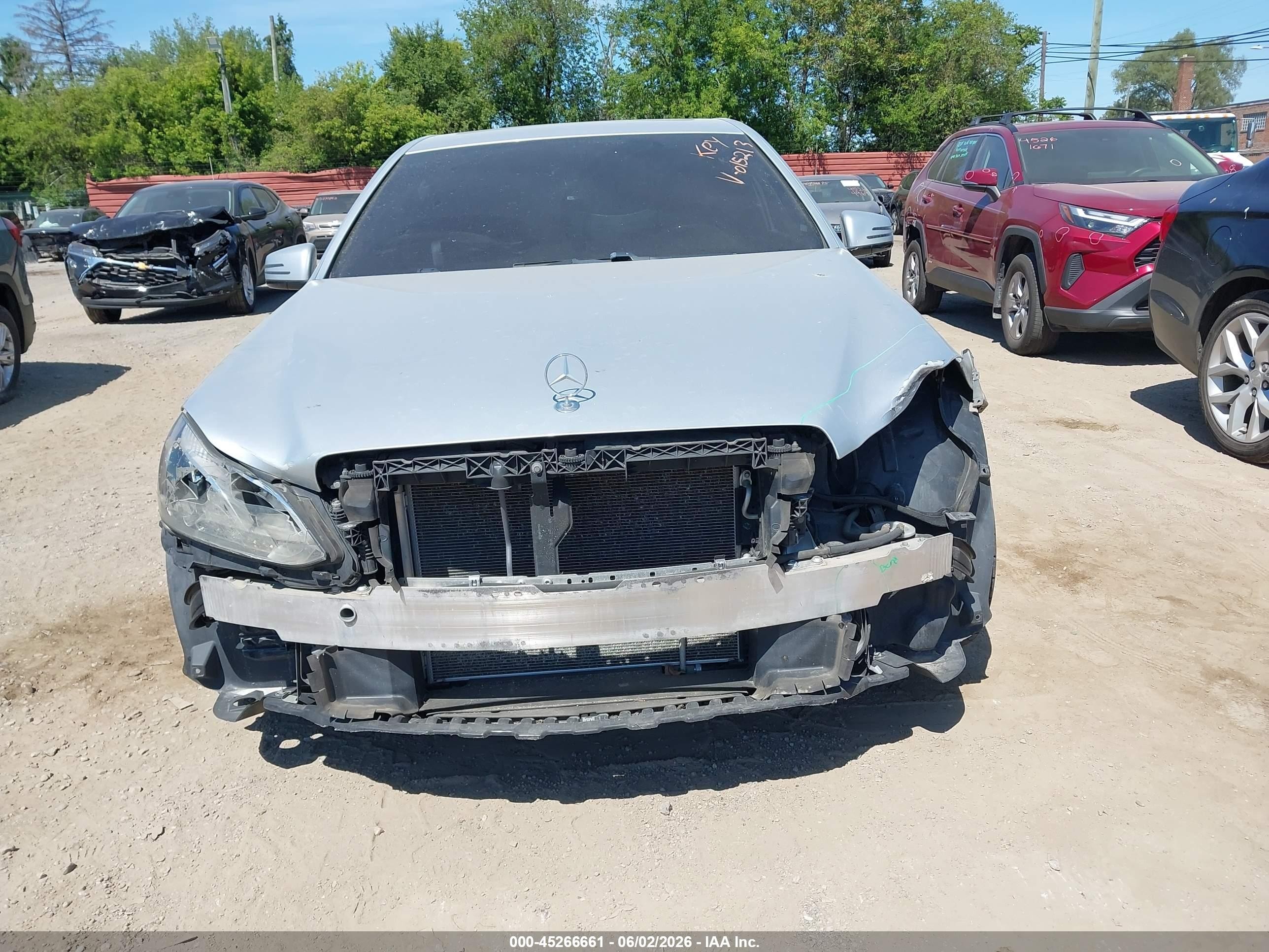 2014 Mercedes-benz E 350 4matic Серебряный vin: WDDHF8JB0EB015213