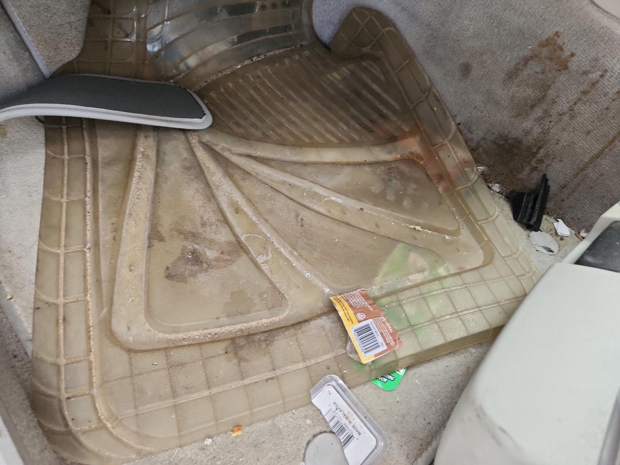 2014 Mercedes-benz E 350 4matic Gray vin: WDDHF8JB0EB022551 Damage: Left Front Carpet, Stained, Permanent