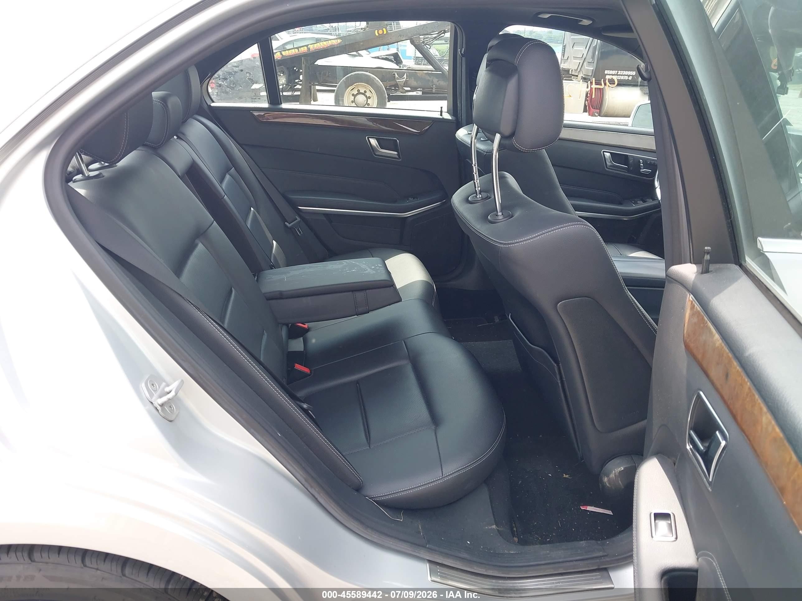 2014 Mercedes-benz E 350 4matic Silver vin: WDDHF8JB0EB052875