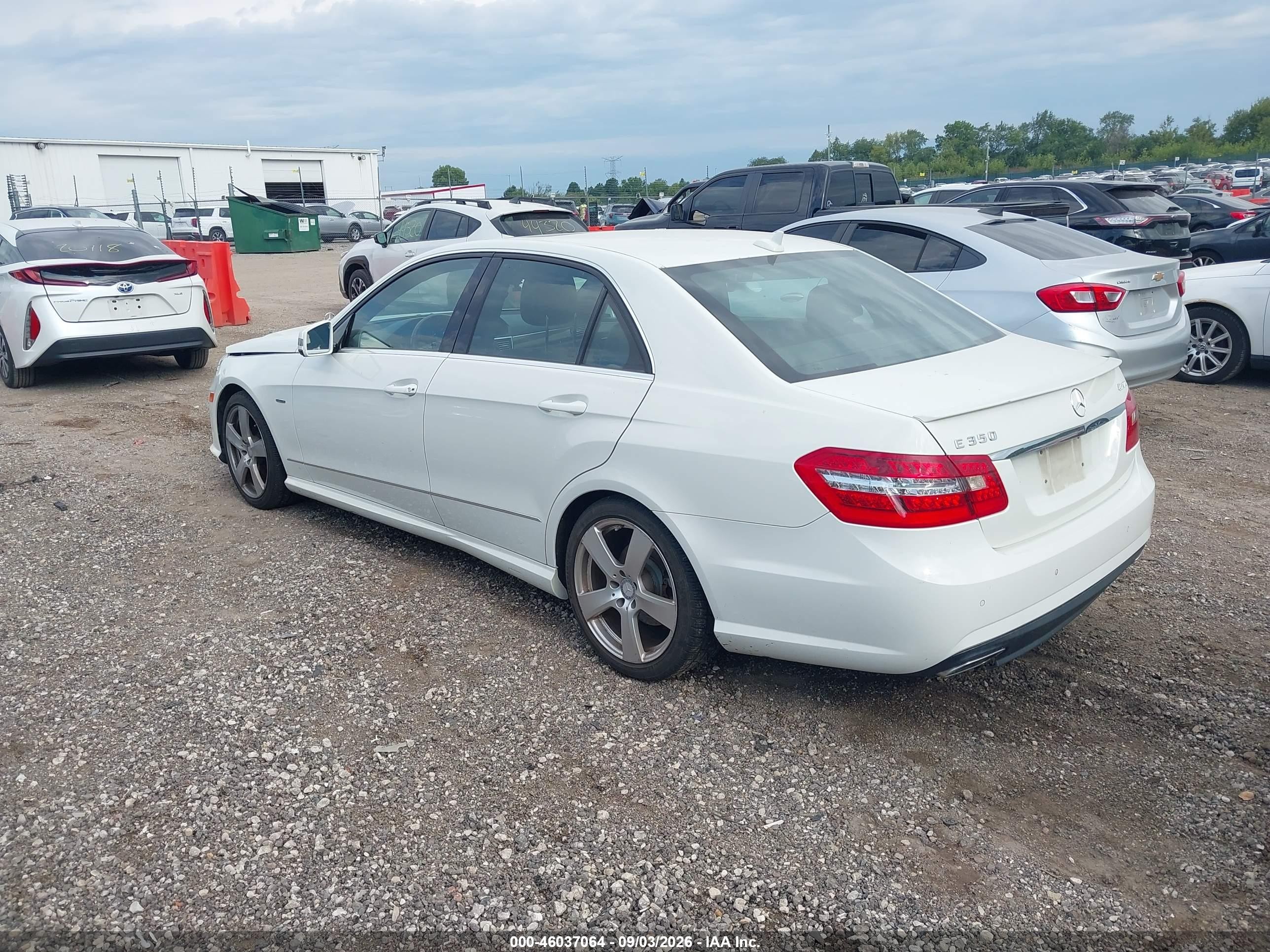2012 Mercedes-benz E 350 4matic White vin: WDDHF8JB1CA581710