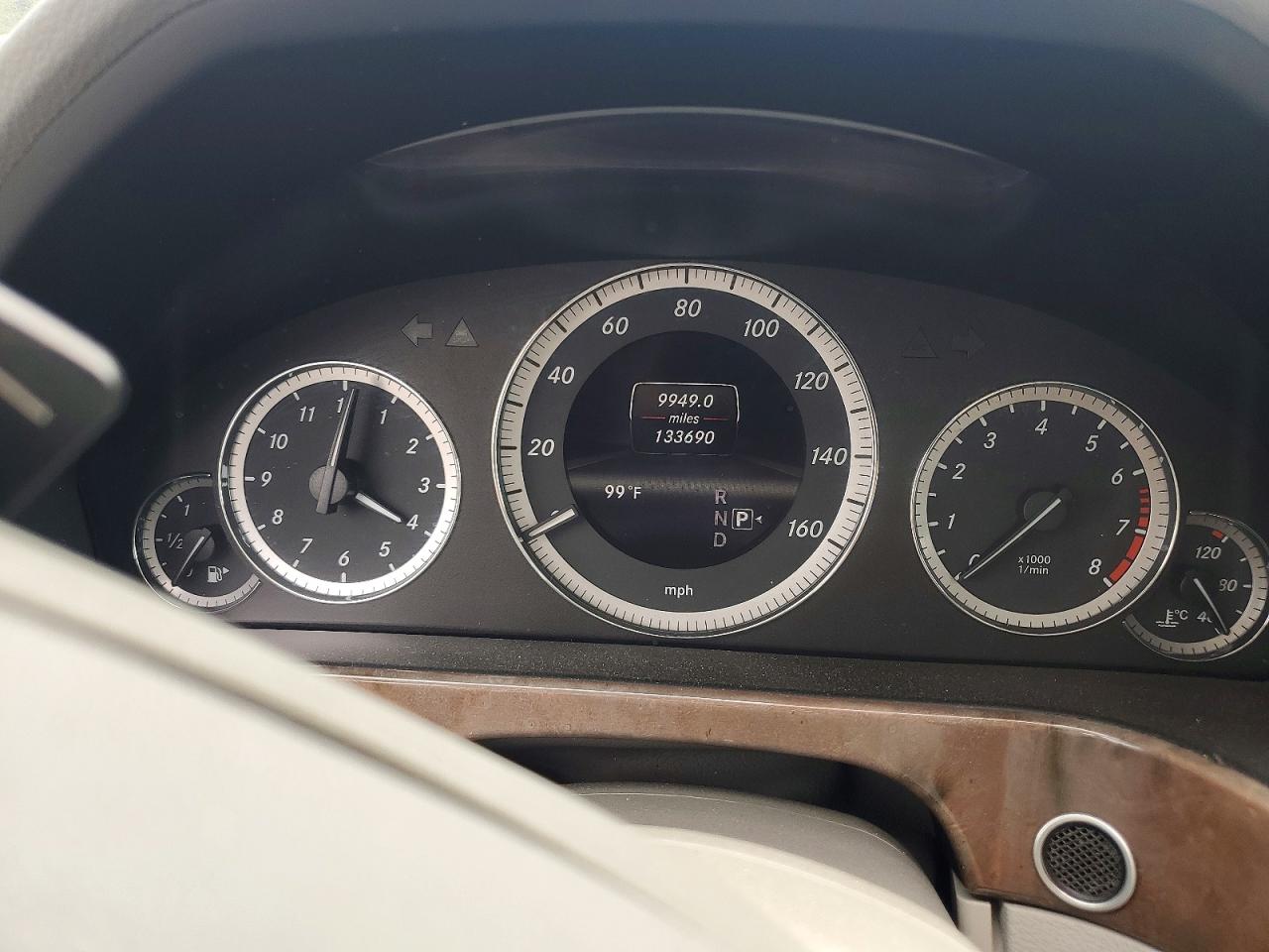 2013 Mercedes-benz E White vin: WDDHF8JB1DA728318