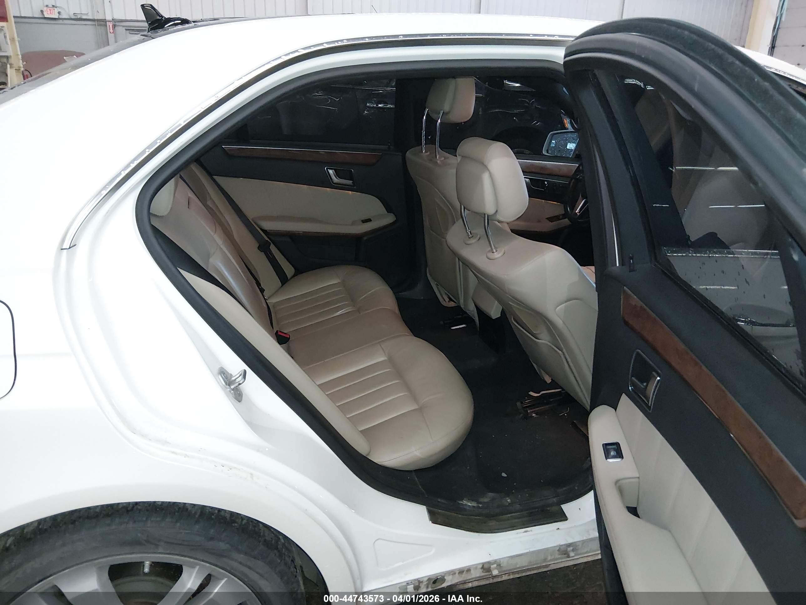 2013 Mercedes-benz E 350 4matic Белый vin: WDDHF8JB1DA735317