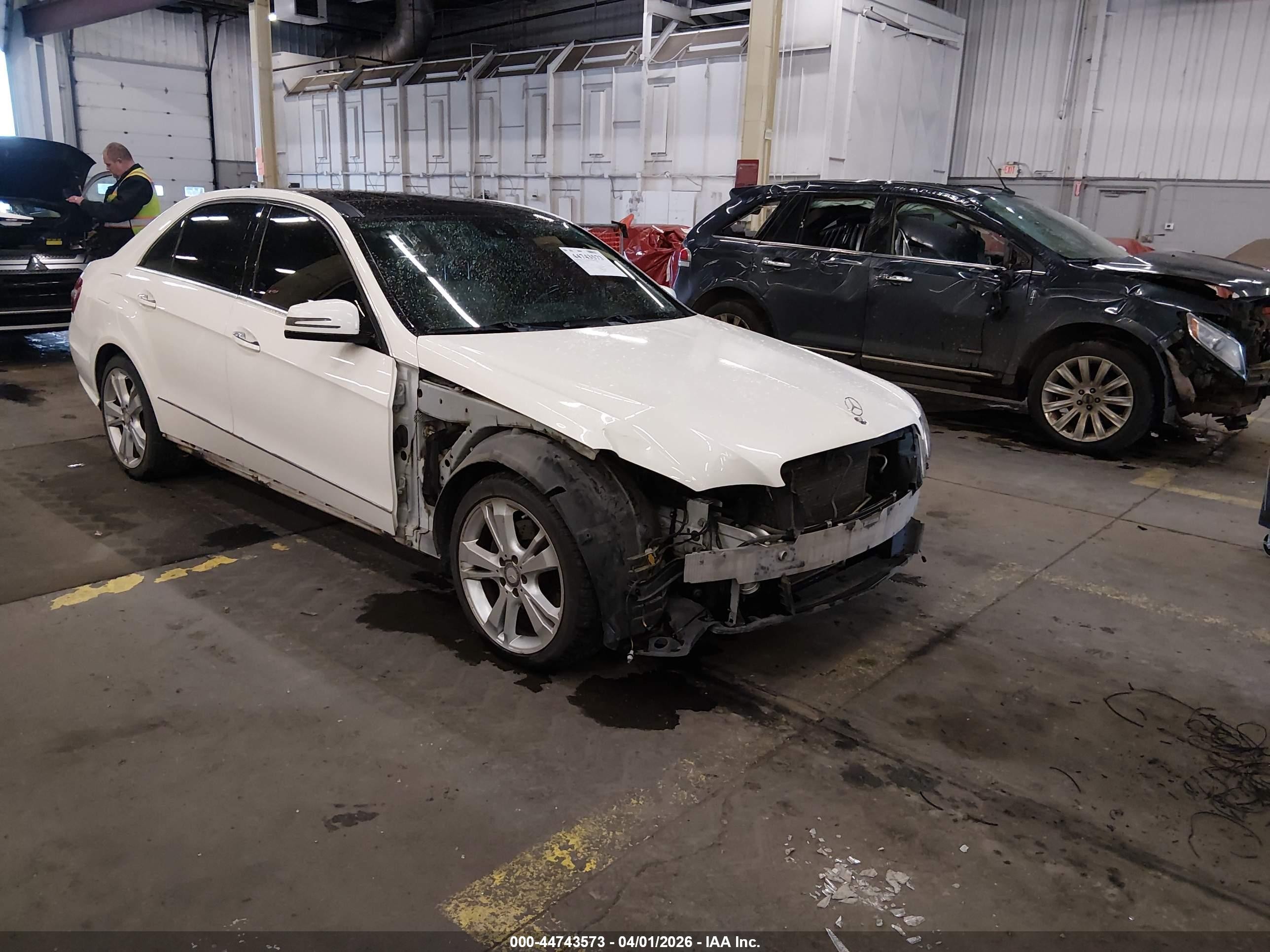2013 Mercedes-benz E 350 4matic Белый vin: WDDHF8JB1DA735317