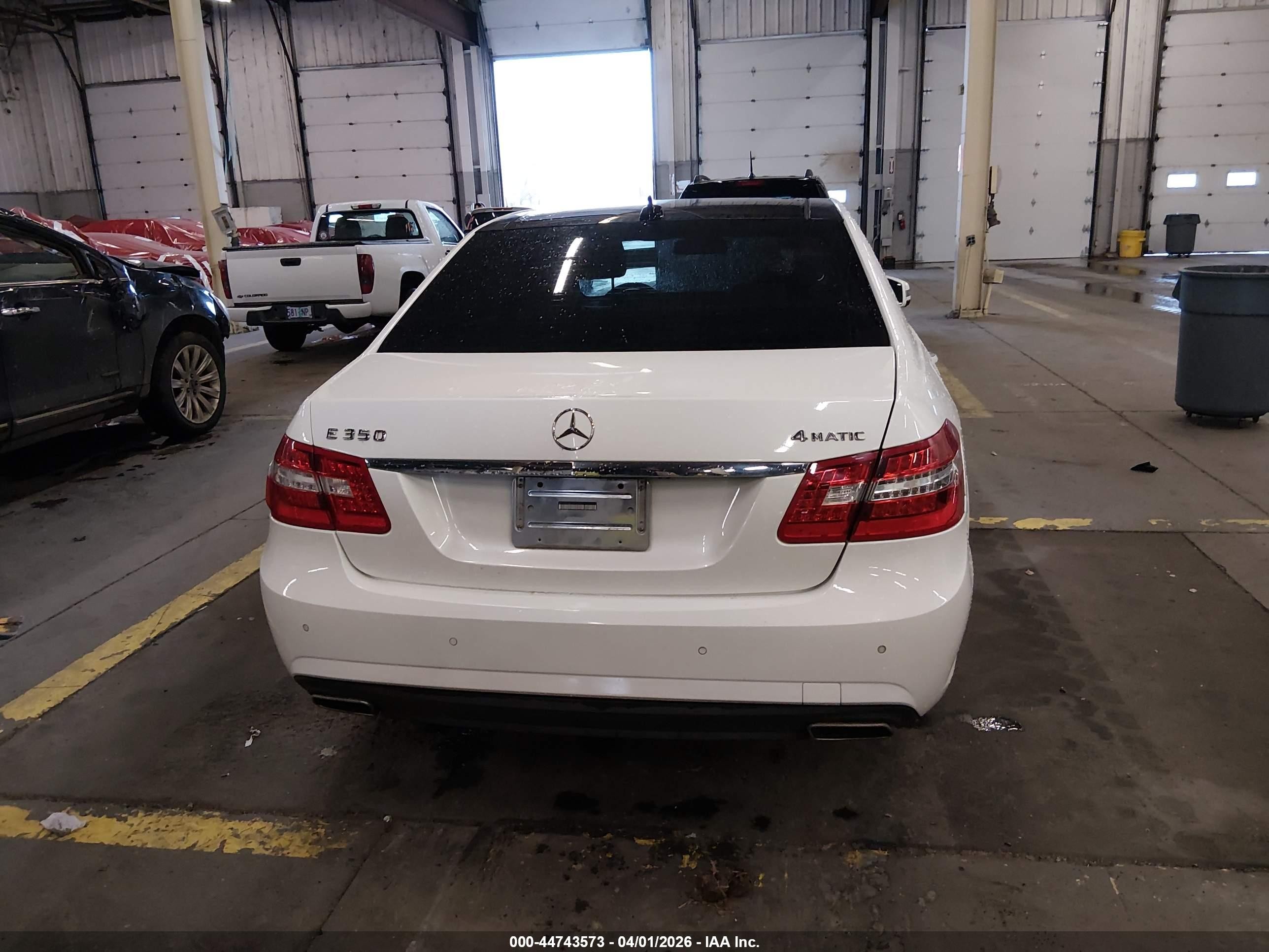 2013 Mercedes-benz E 350 4matic Белый vin: WDDHF8JB1DA735317