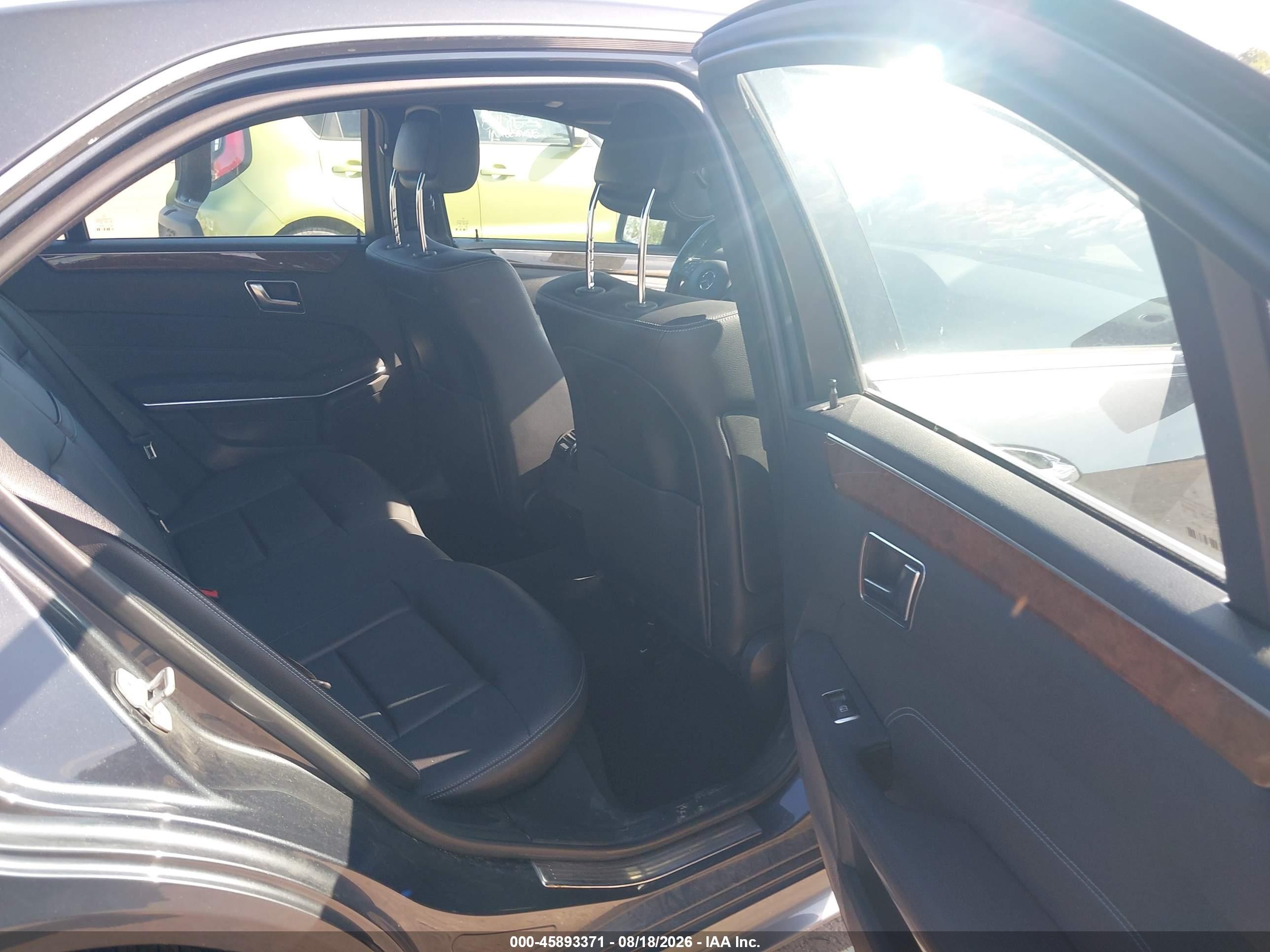 2014 Mercedes-benz E 350 4matic Серый vin: WDDHF8JB1EA843681