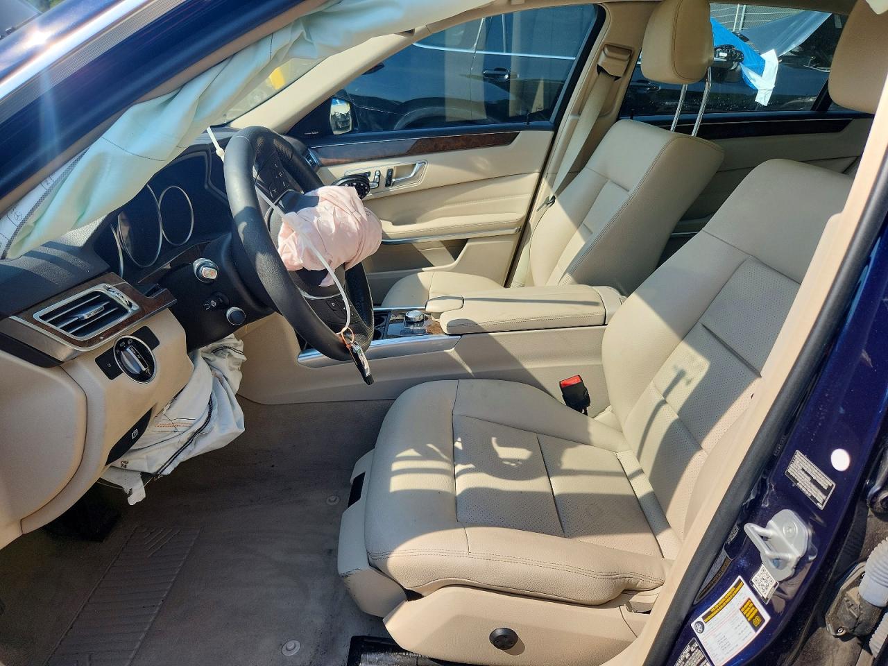 2014 Mercedes-benz E 350 4matic Blue vin: WDDHF8JB1EA978367