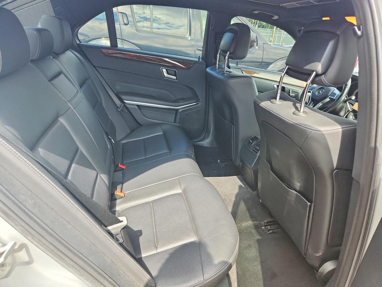 2014 Mercedes-benz E 350 4matic Серебряный vin: WDDHF8JB1EB055073