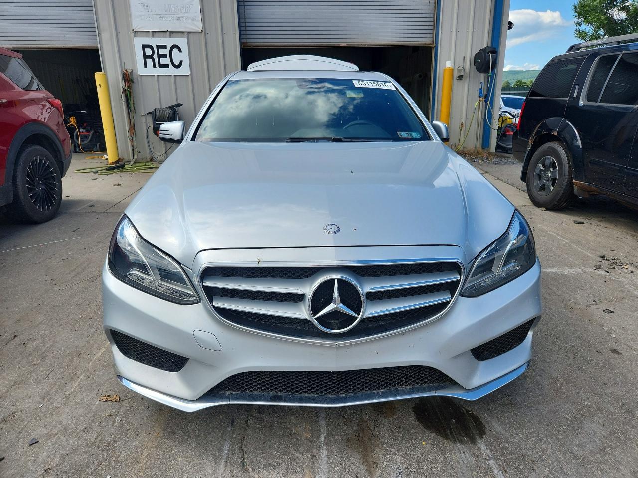 2014 Mercedes-benz E 350 4matic Серебряный vin: WDDHF8JB1EB055073