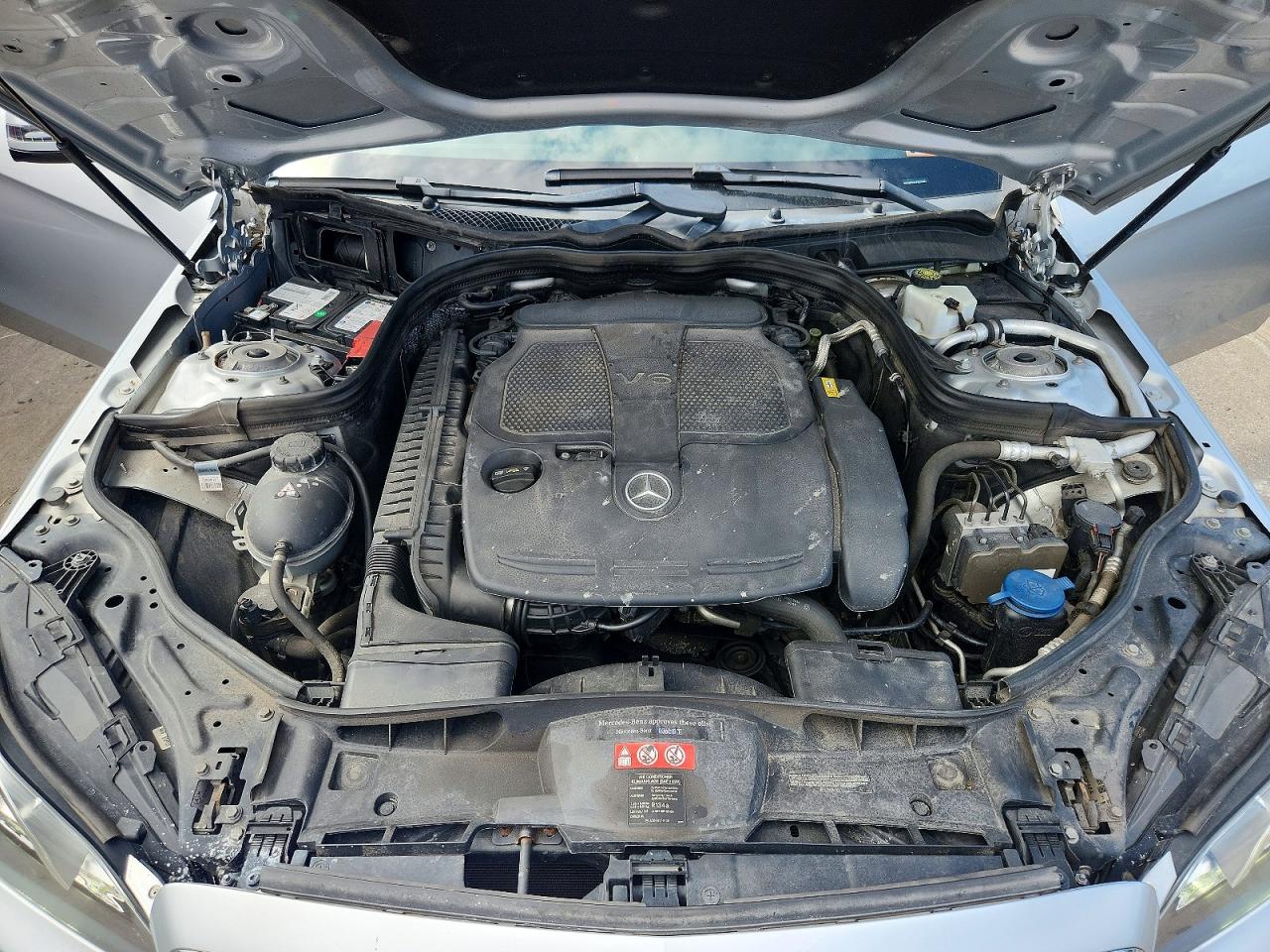 2014 Mercedes-benz E 350 4matic Серебряный vin: WDDHF8JB1EB055073