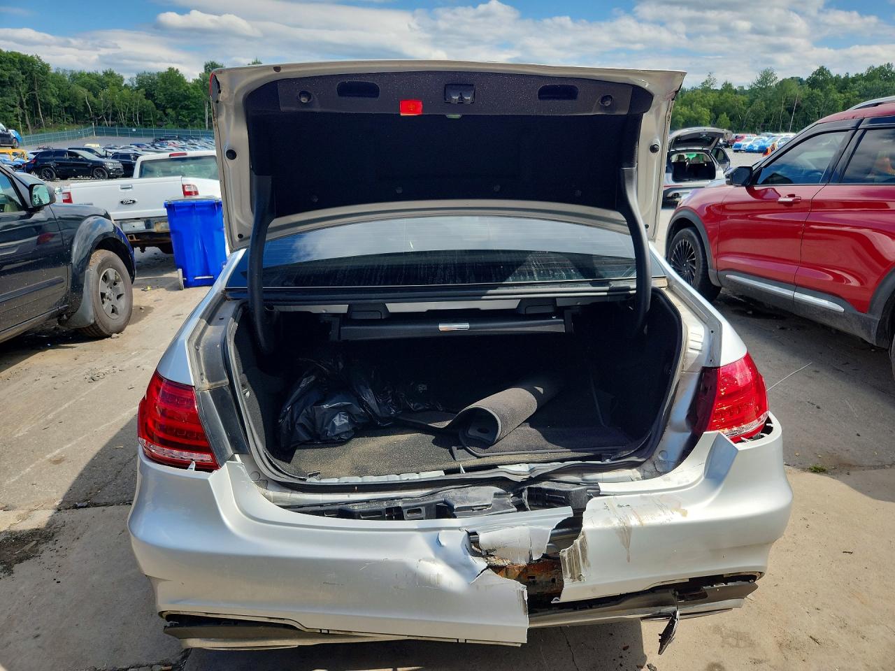 2014 Mercedes-benz E 350 4matic Серебряный vin: WDDHF8JB1EB055073