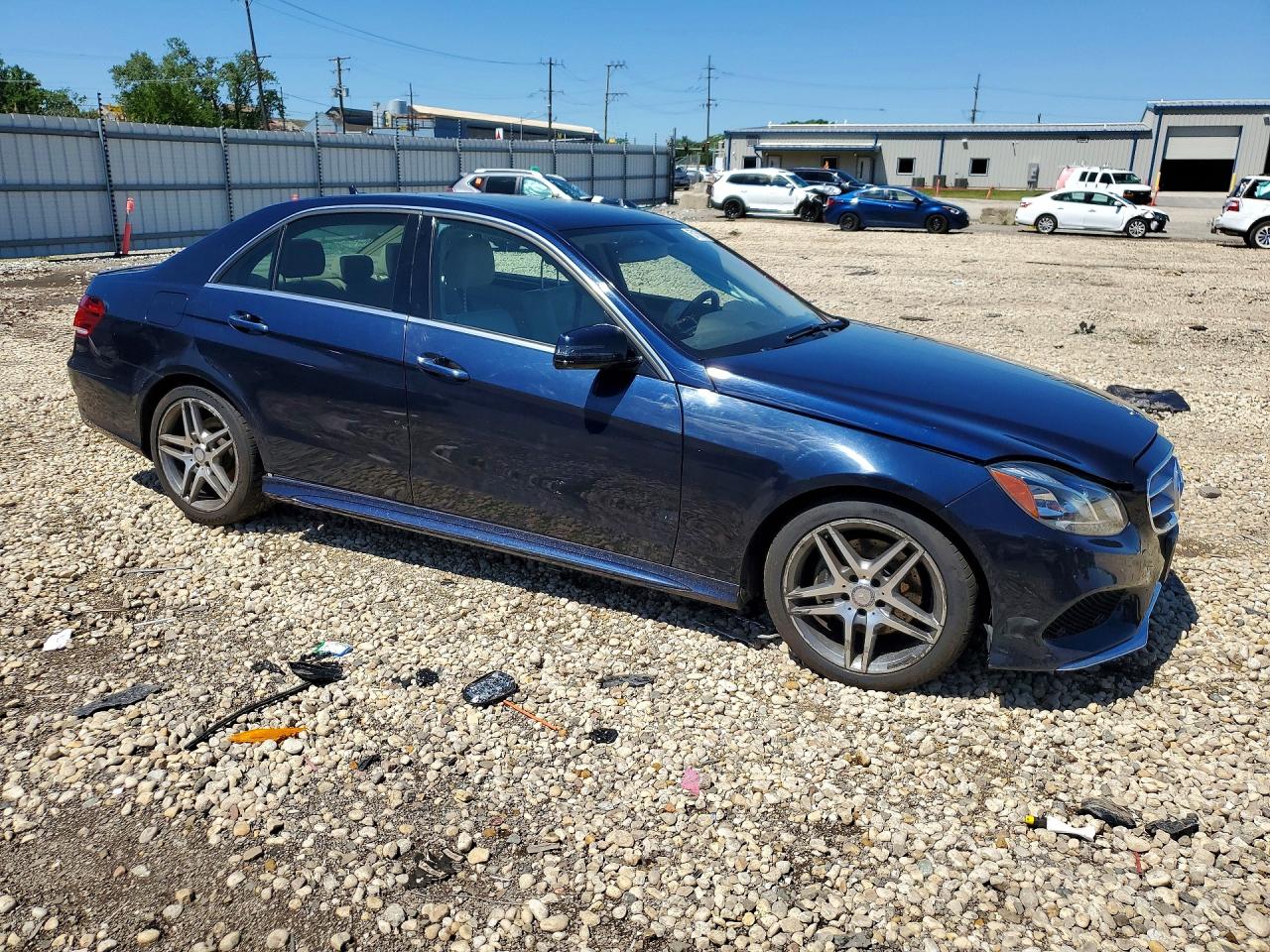 2015 Mercedes-benz E 350 4matic Синий vin: WDDHF8JB1FB085899