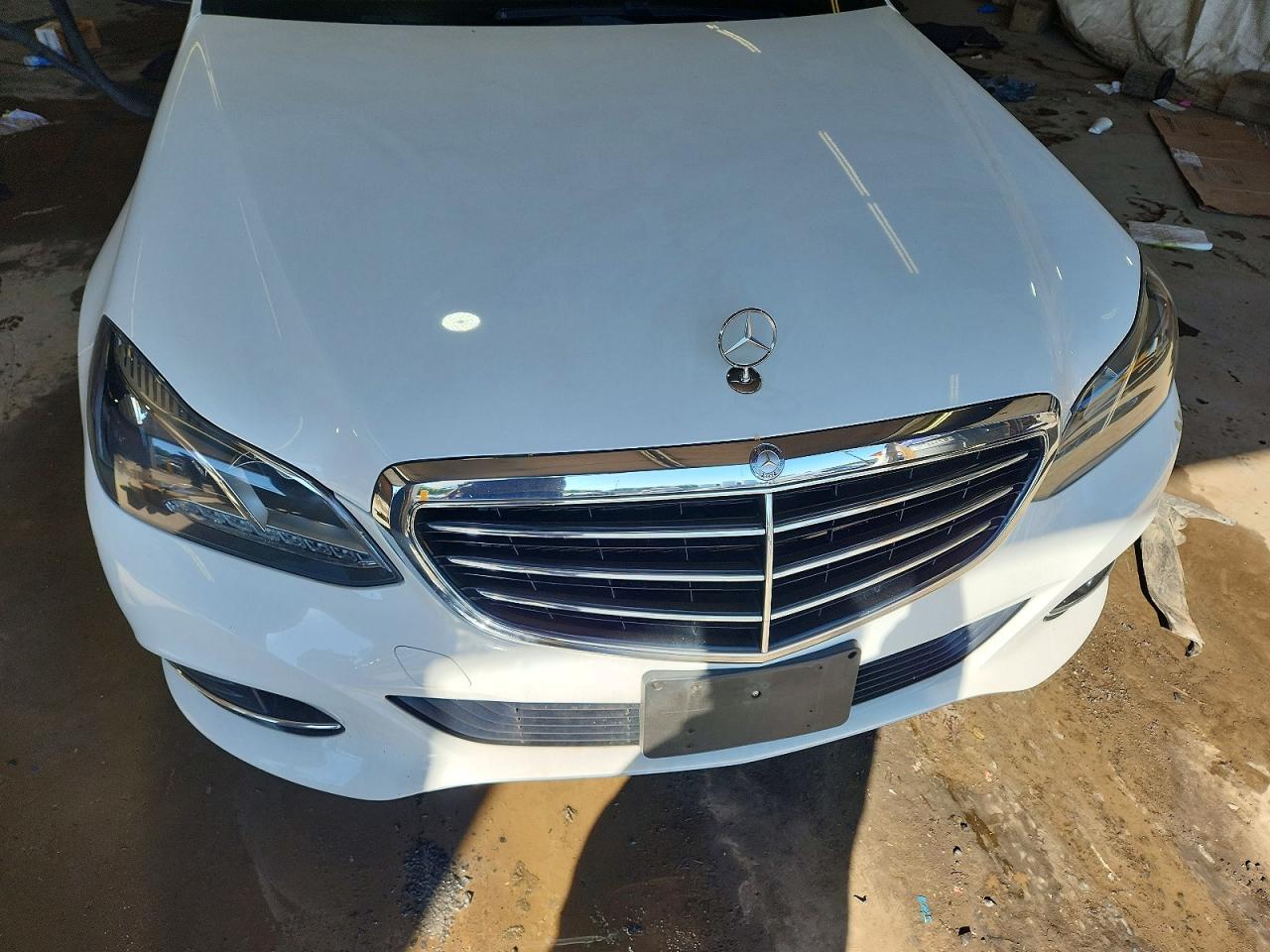 2015 Mercedes-benz E 350 4matic White vin: WDDHF8JB1FB126726
