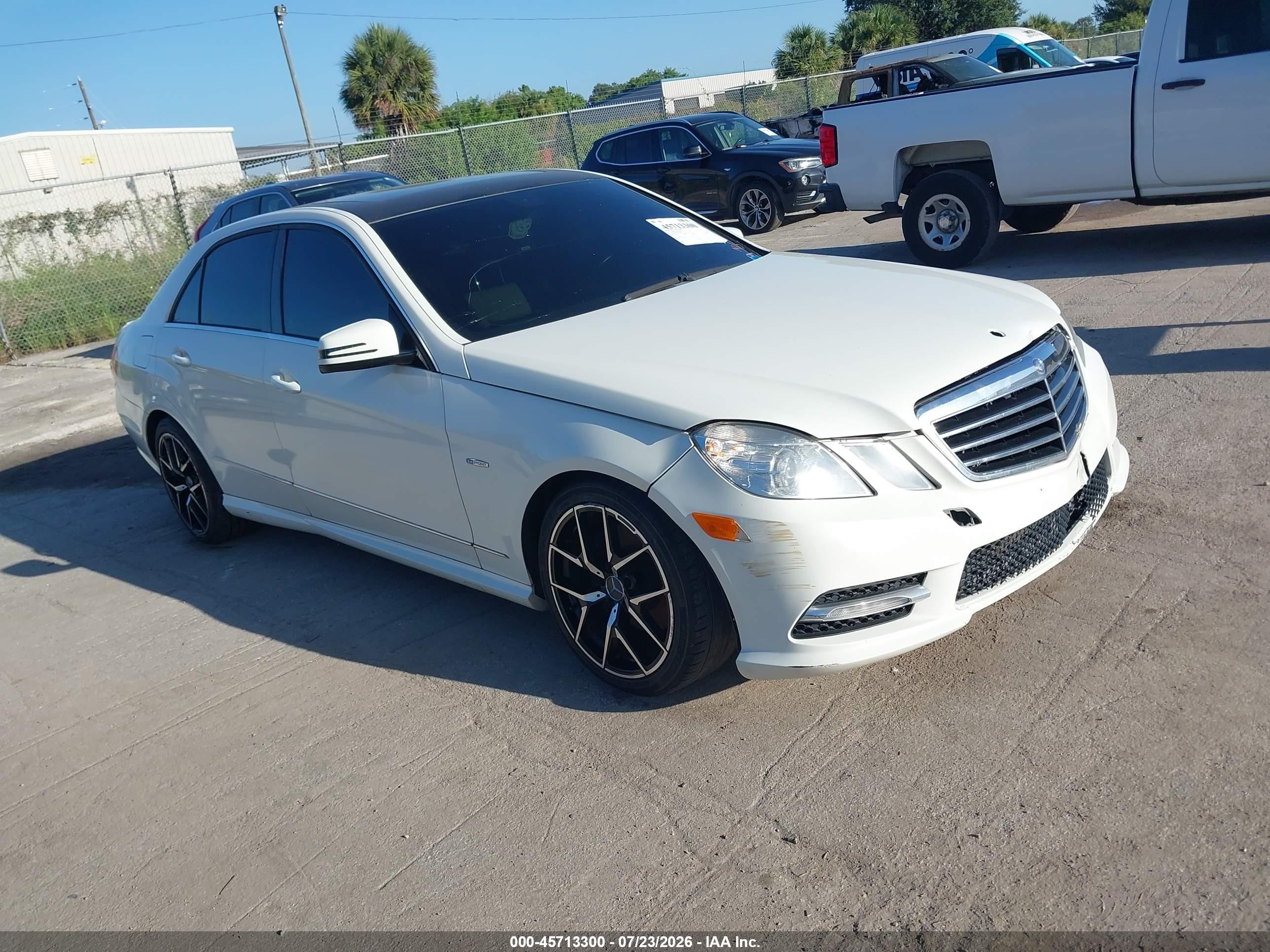2012 Mercedes-benz E 350 4matic White vin: WDDHF8JB2CA522858