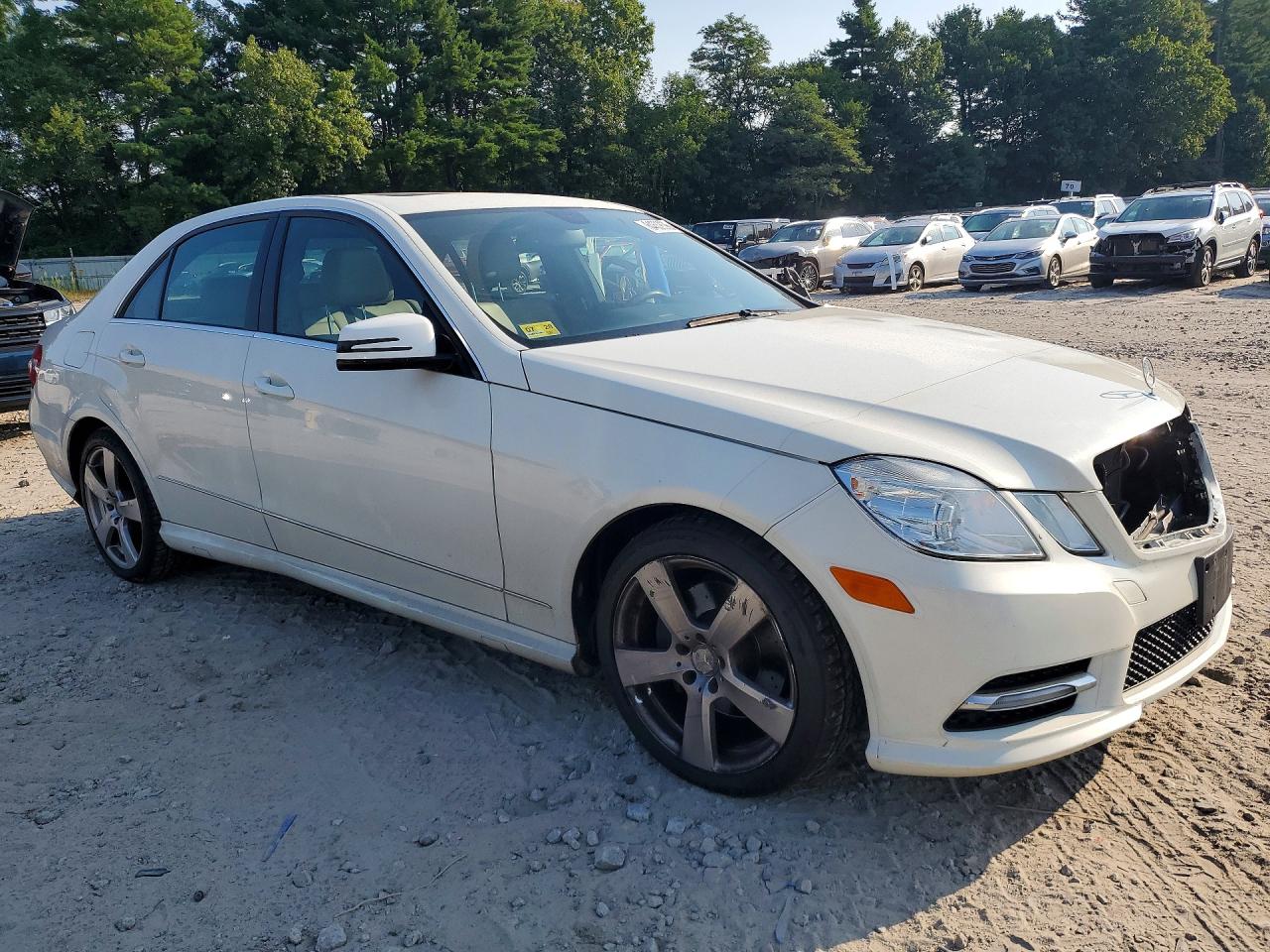 2012 Mercedes-benz E 350 4matic White vin: WDDHF8JB2CA564401