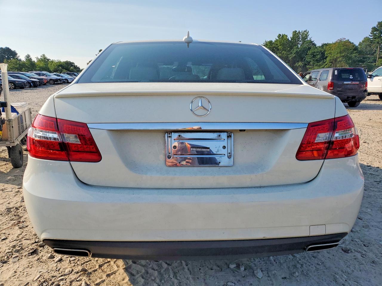 2012 Mercedes-benz E 350 4matic White vin: WDDHF8JB2CA564401