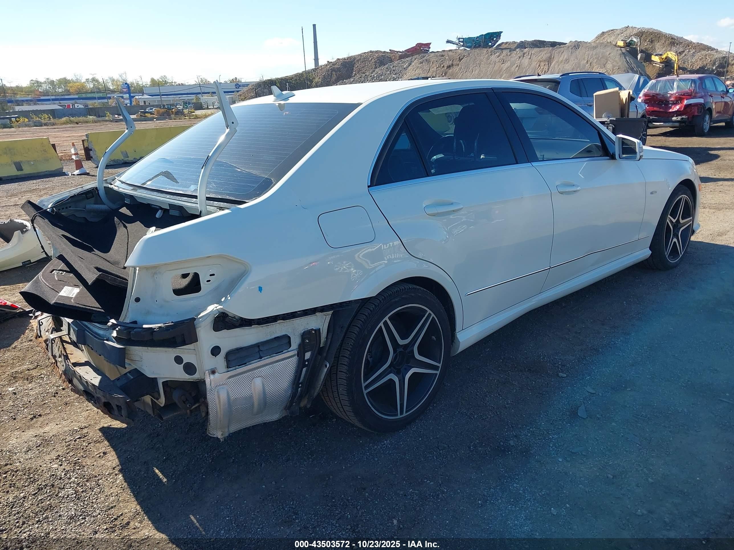 2012 Mercedes-benz E 350 4matic White vin: WDDHF8JB2CA607604
