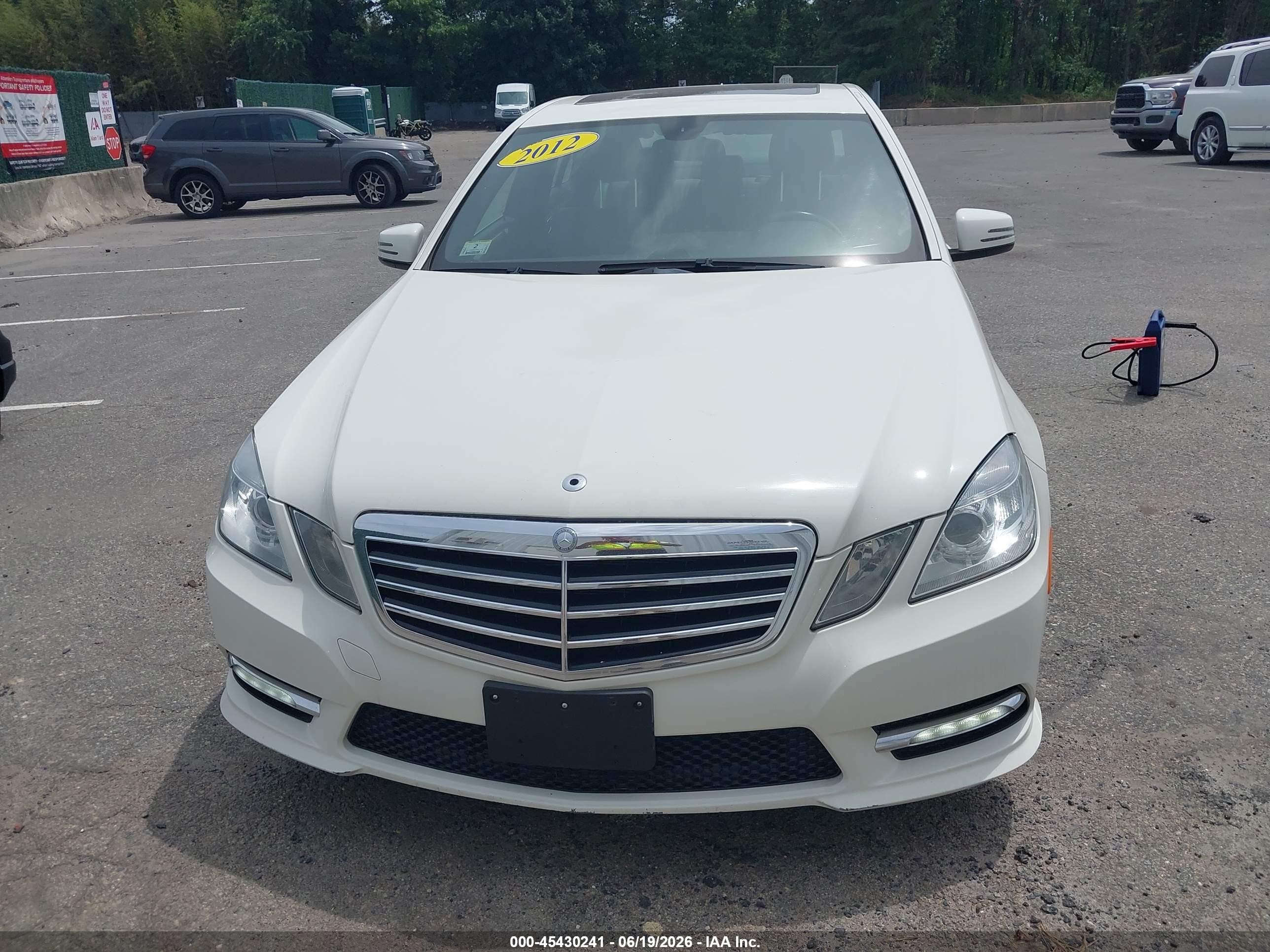 2012 Mercedes-benz E 350 4matic Белый vin: WDDHF8JB2CA619686