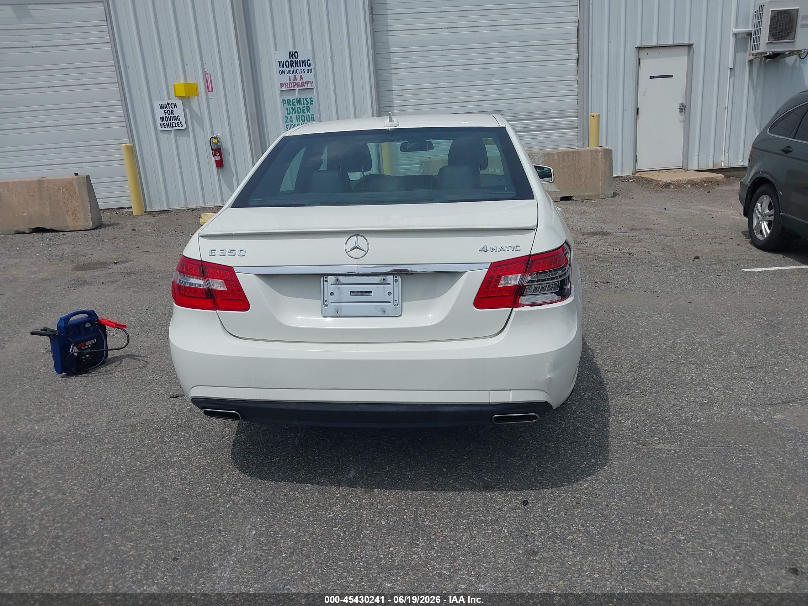 2012 Mercedes-benz E 350 4matic Белый vin: WDDHF8JB2CA619686