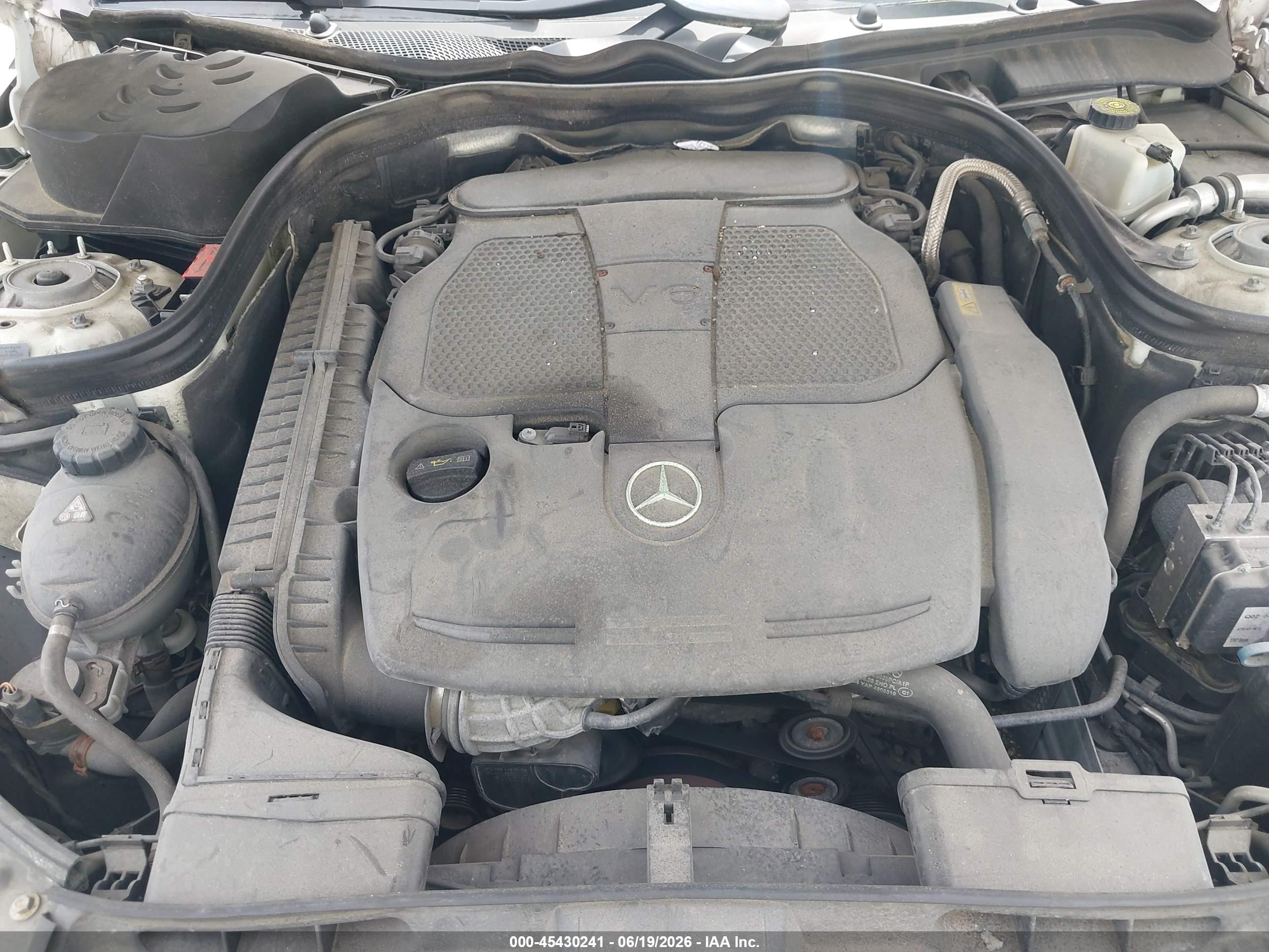 2012 Mercedes-benz E 350 4matic Белый vin: WDDHF8JB2CA619686