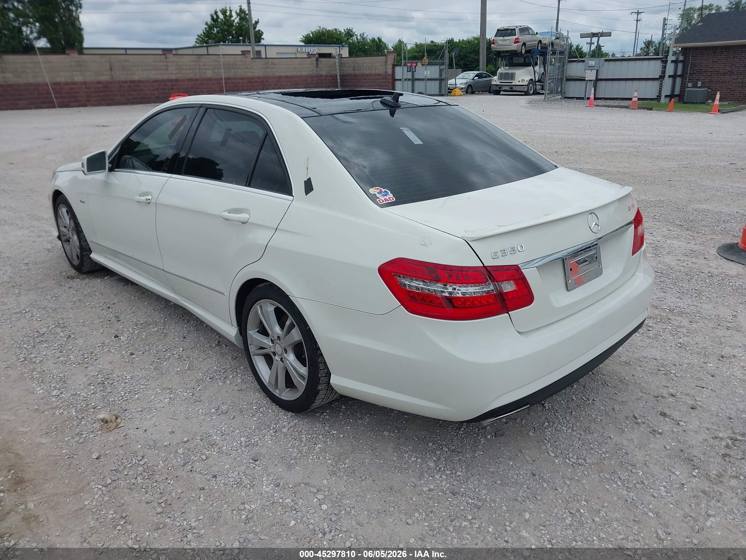2012 Mercedes-benz E 350 4matic White vin: WDDHF8JB2CA620756