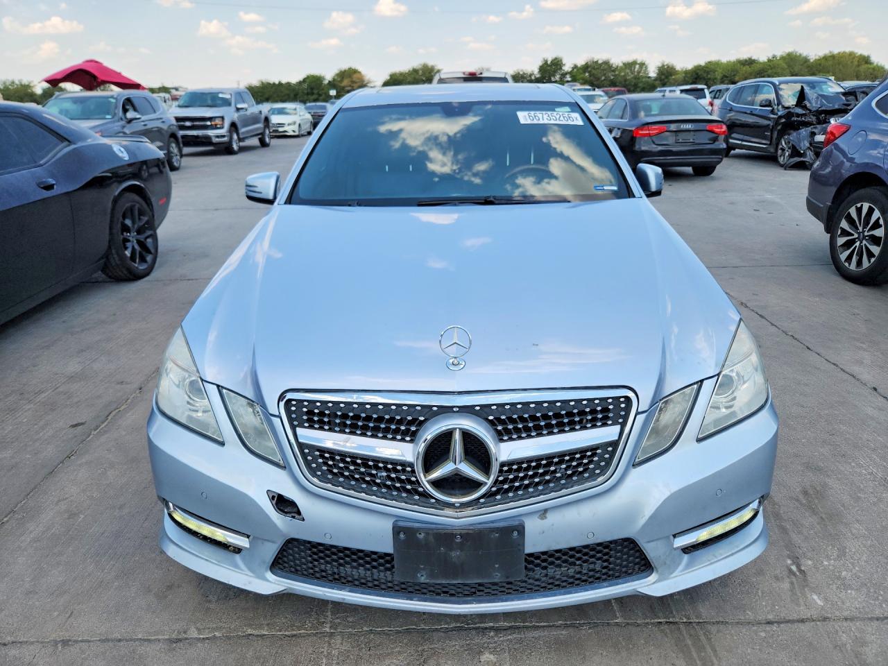 2013 Mercedes-benz E 350 4matic Blue vin: WDDHF8JB2DA687777