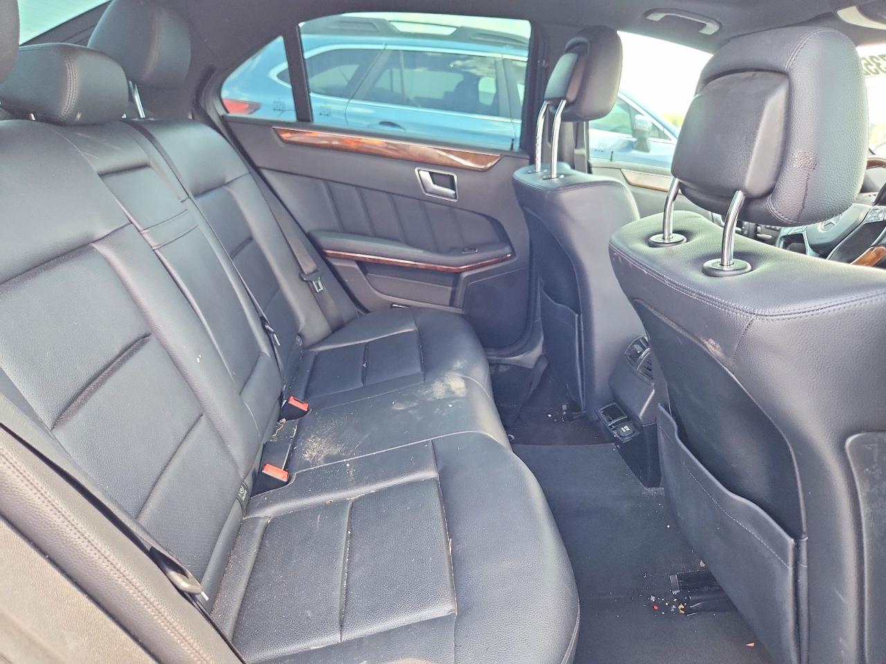 2013 Mercedes-benz E 350 4matic Blue vin: WDDHF8JB2DA687777