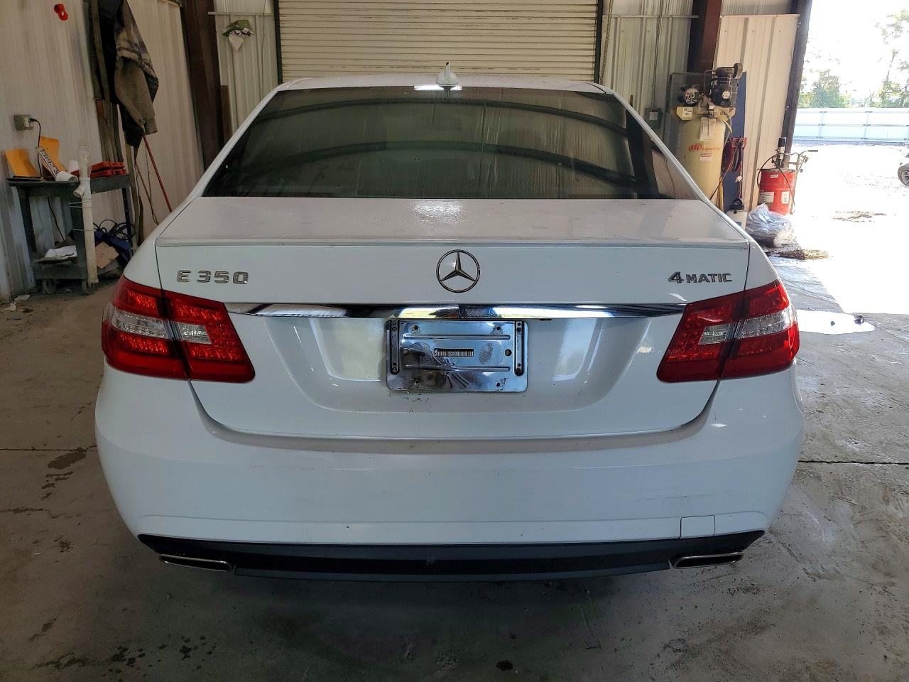 2013 Mercedes-benz E 350 4matic White vin: WDDHF8JB2DA689304