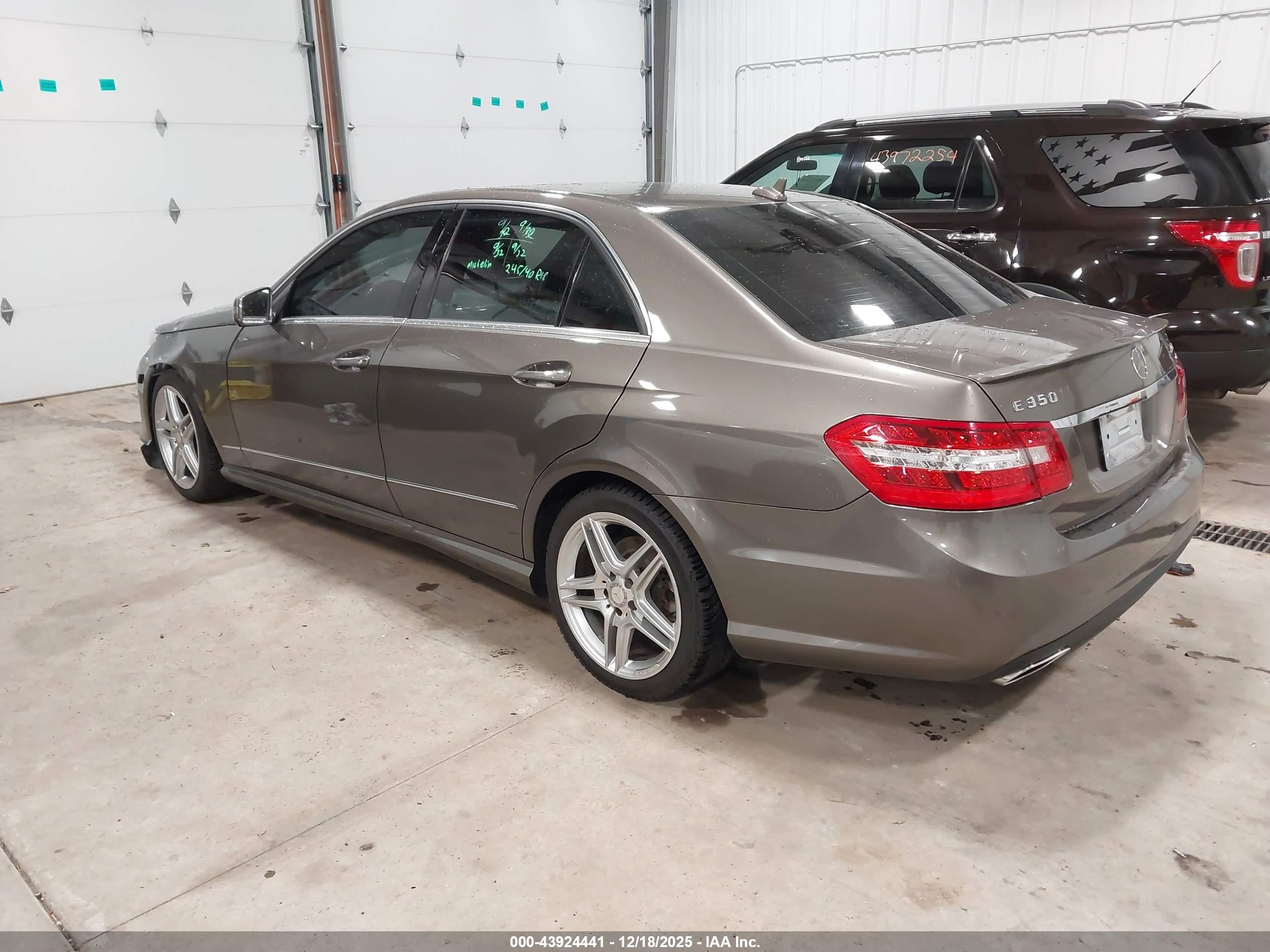 2013 Mercedes-benz E 350 4matic Brown vin: WDDHF8JB2DA738999