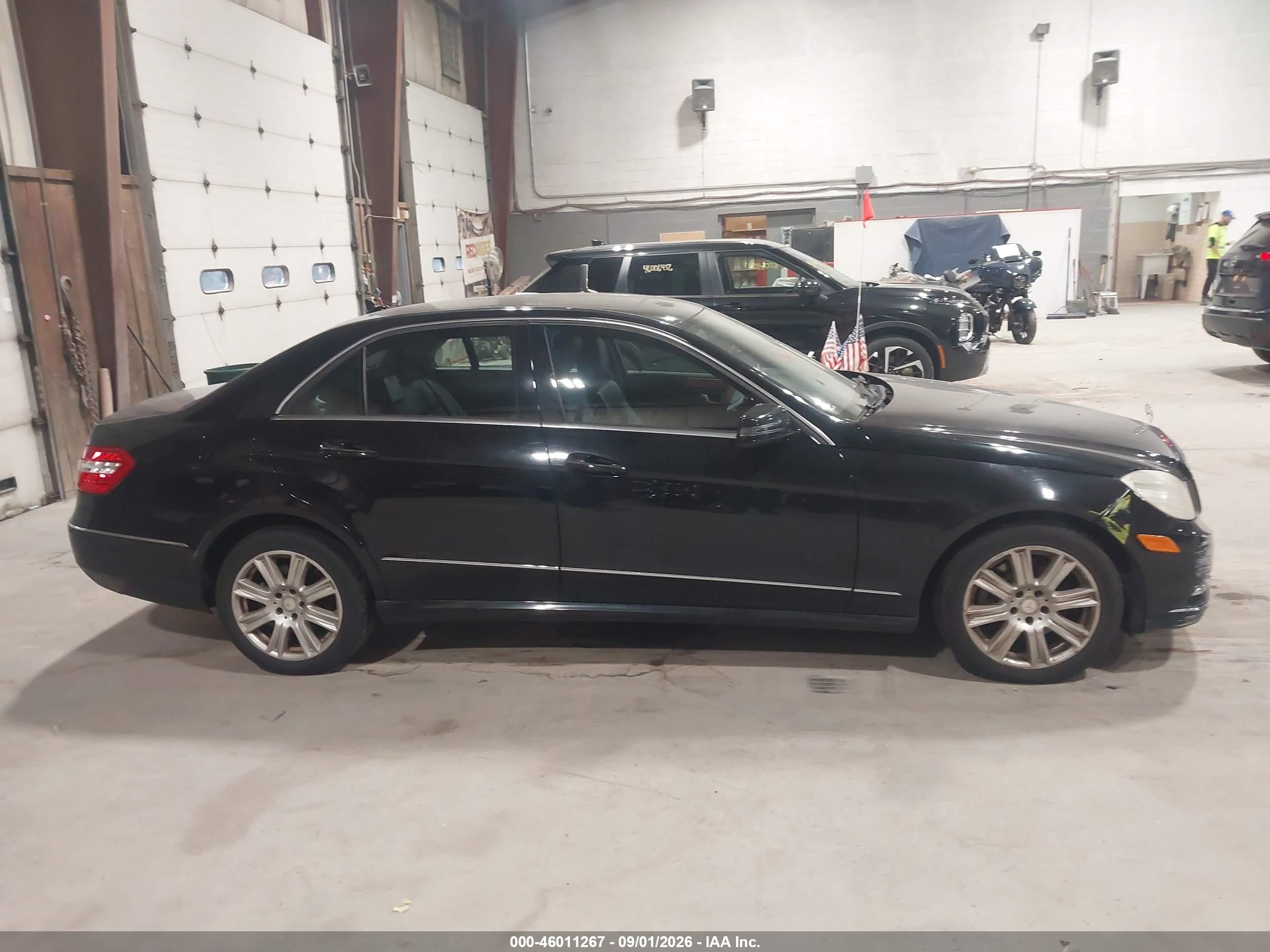 2013 Mercedes-benz E 350 4matic Черный vin: WDDHF8JB2DA739523