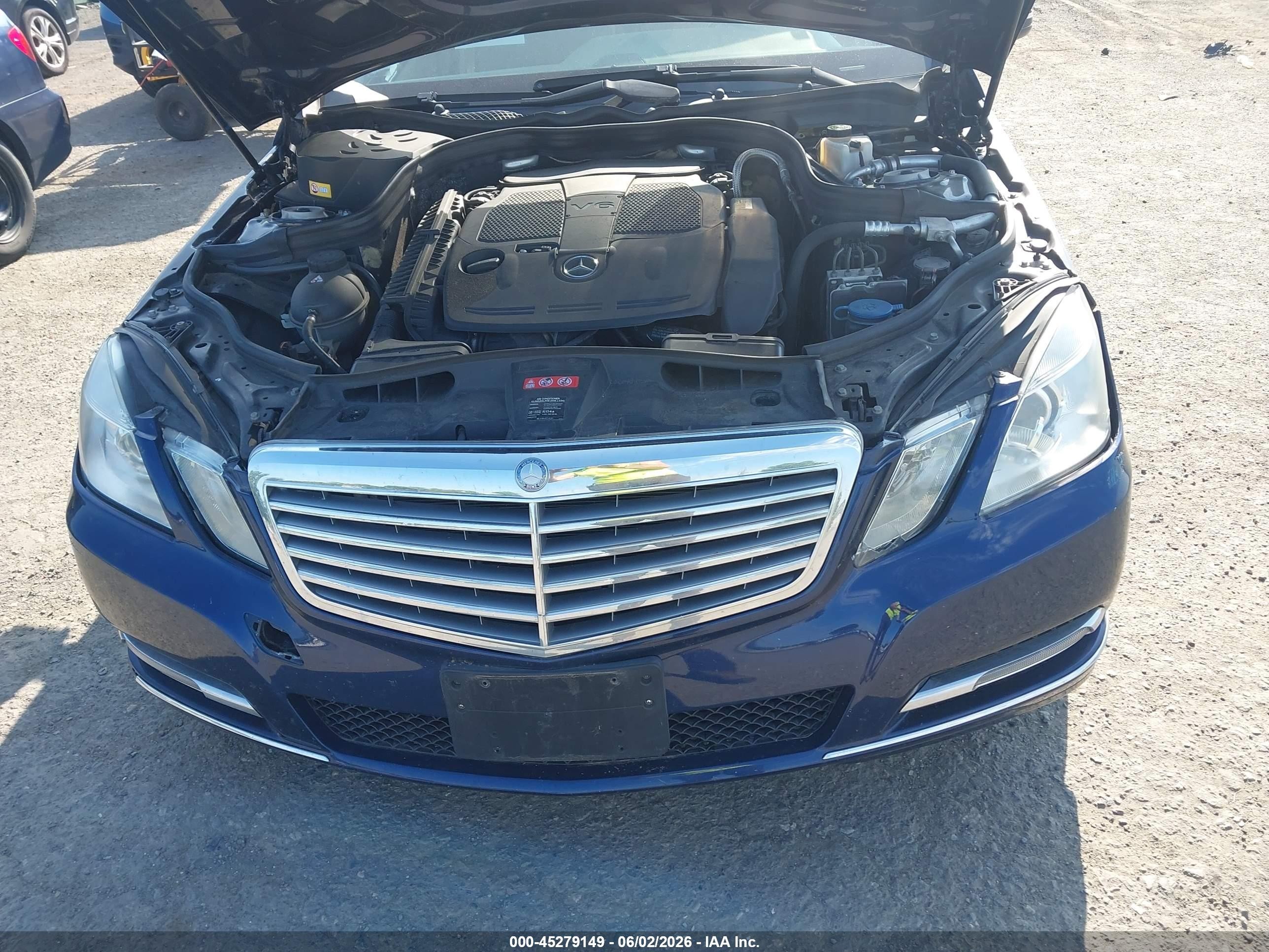 2013 Mercedes-benz E 350 4matic Синий vin: WDDHF8JB2DA743118
