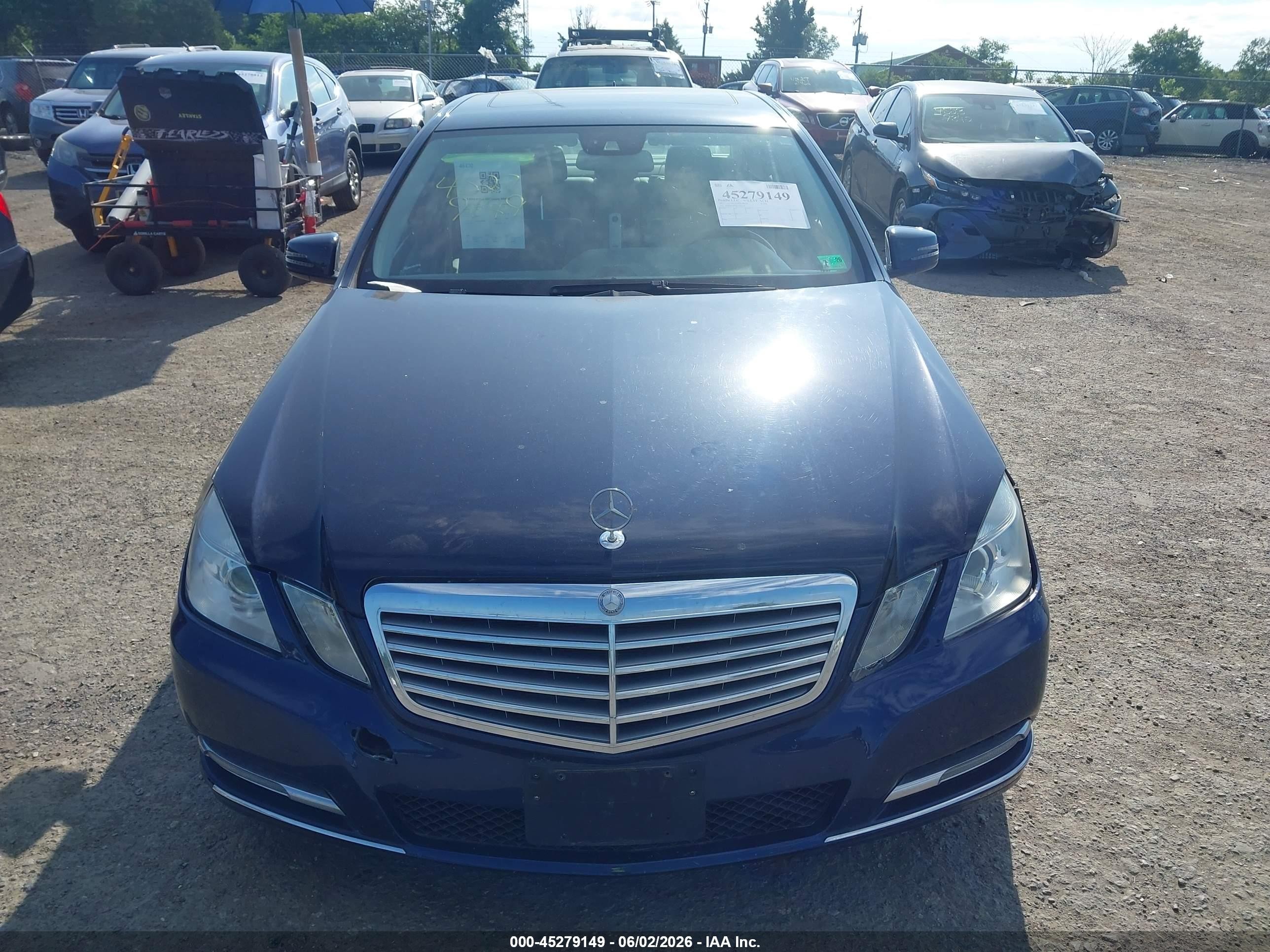 2013 Mercedes-benz E 350 4matic Синий vin: WDDHF8JB2DA743118