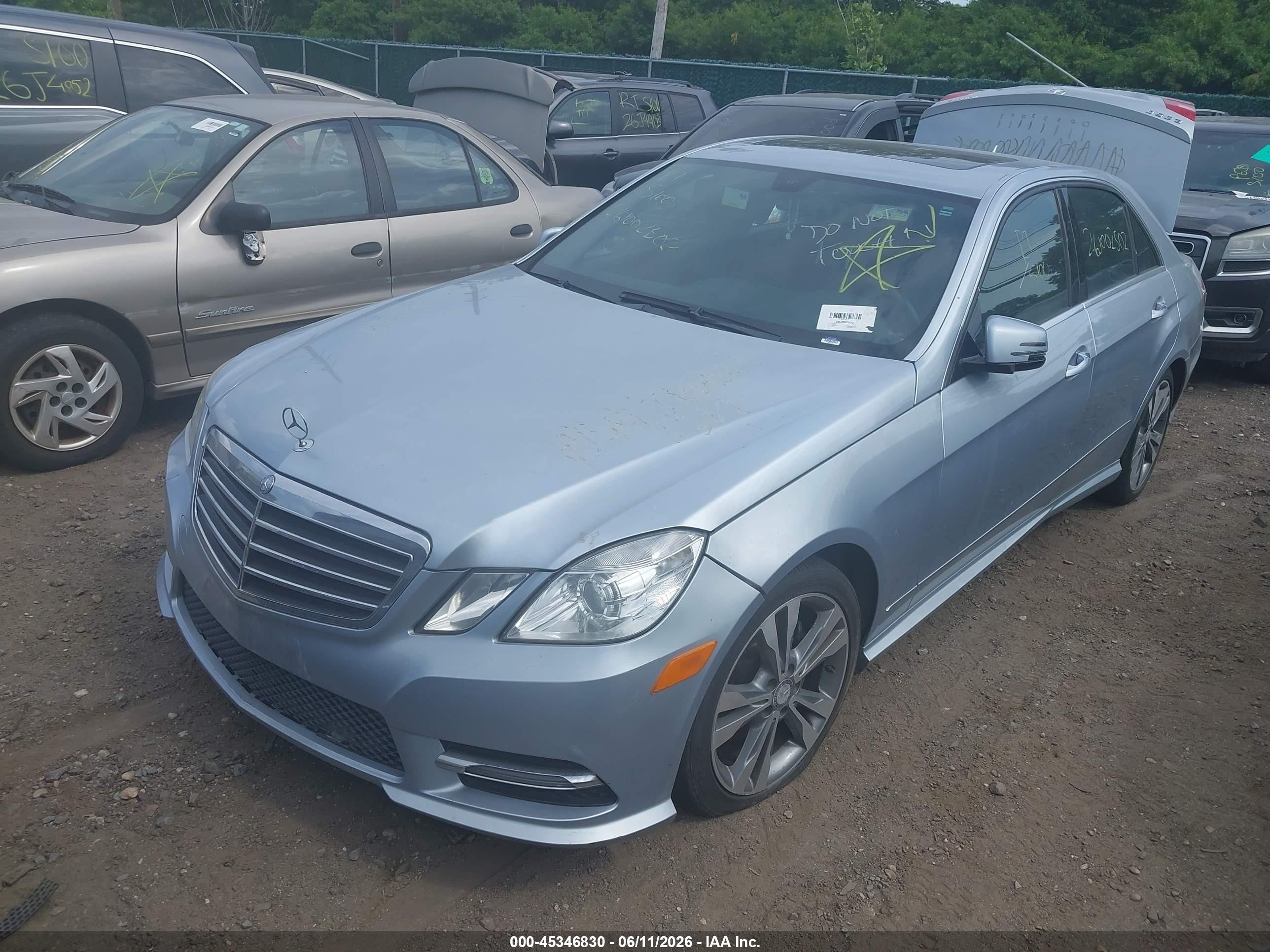 2013 Mercedes-benz E 350 4matic Silver vin: WDDHF8JB2DA744382